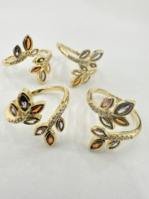 Zircon rings Microinset zircon rings are popular jewelry