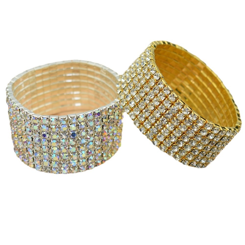 The multi-row water diamond exaggerated Internet celebrity bracelet is a simple and versatile Korean version with multiple rows of elastic bracelets