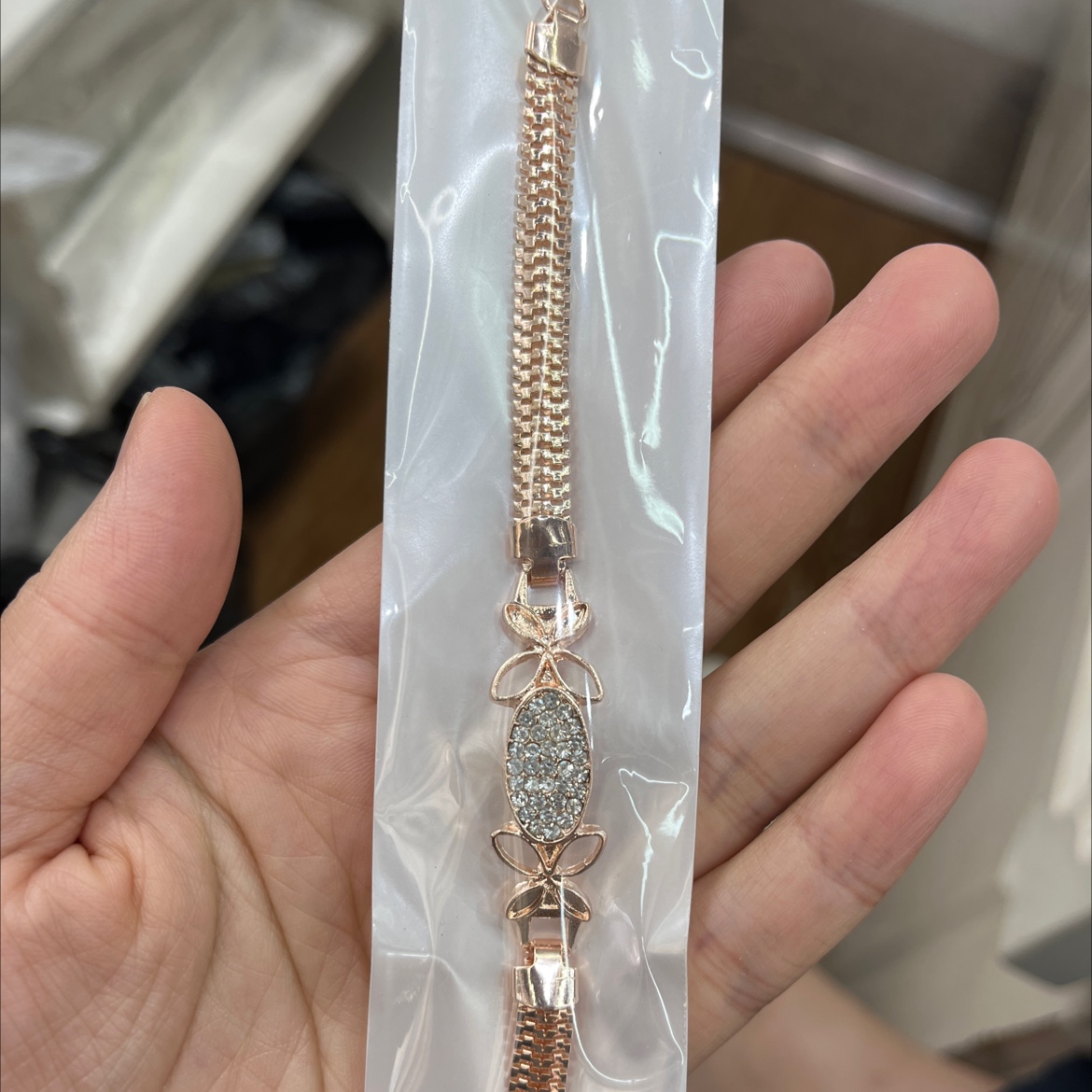 High-end bracelet, women's titanium 1 light luxury niche Internet celebrity couple stacked bracelet, men's gift bracelet