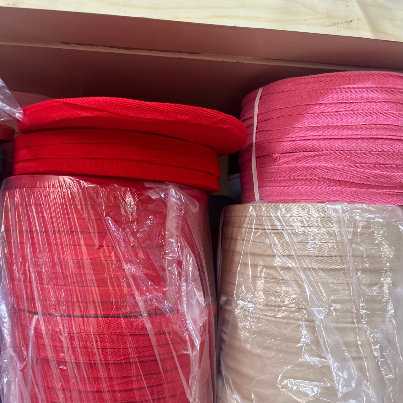 Auxiliary materials and accessories