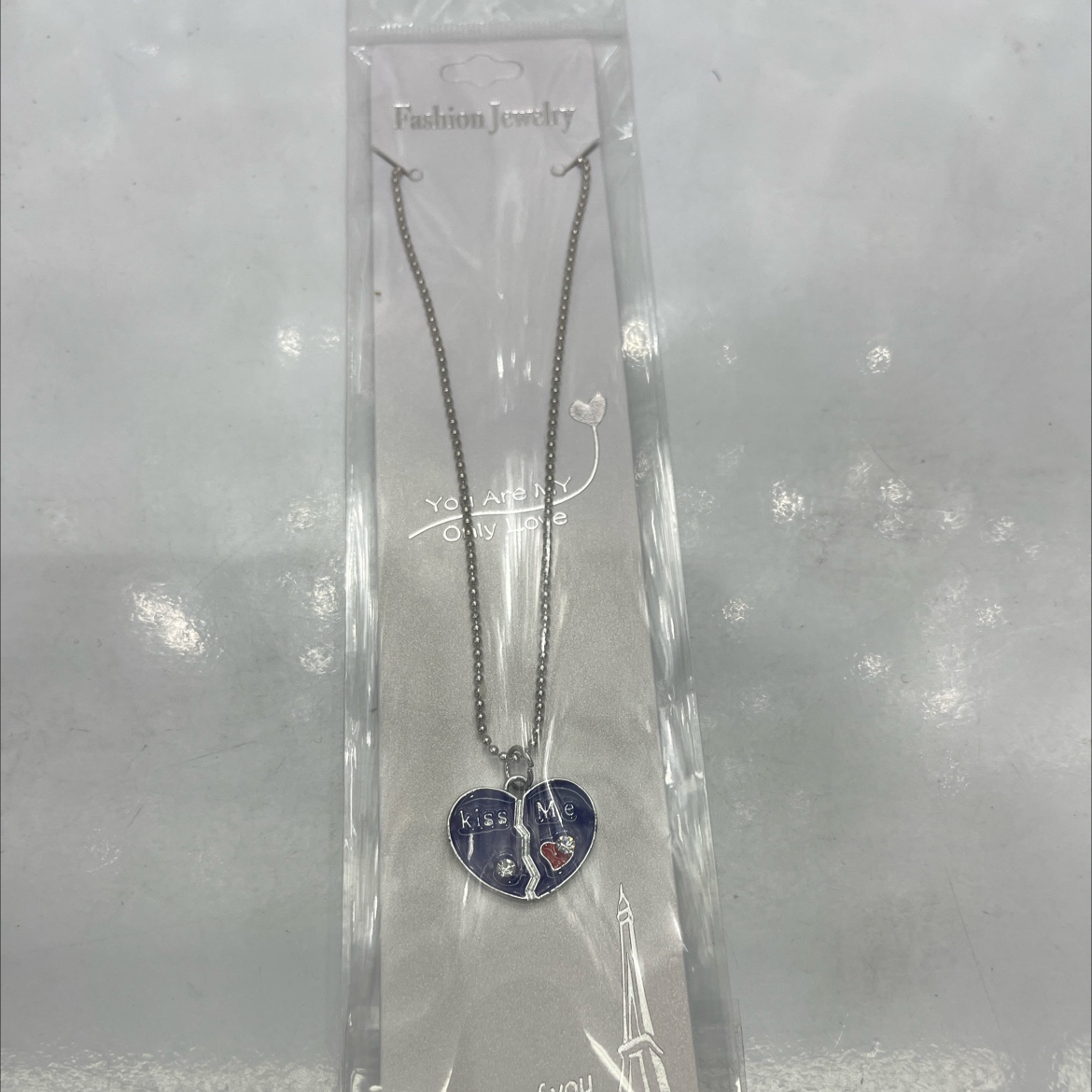 珍珠项链 银饰 高级感饰品 精致典雅 珍珠吊坠 银色链条 时尚潮流首饰饰品