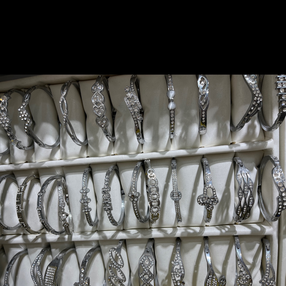 High-end kc gold light luxury niche couple bracelet, a popular online celebrity details Picture