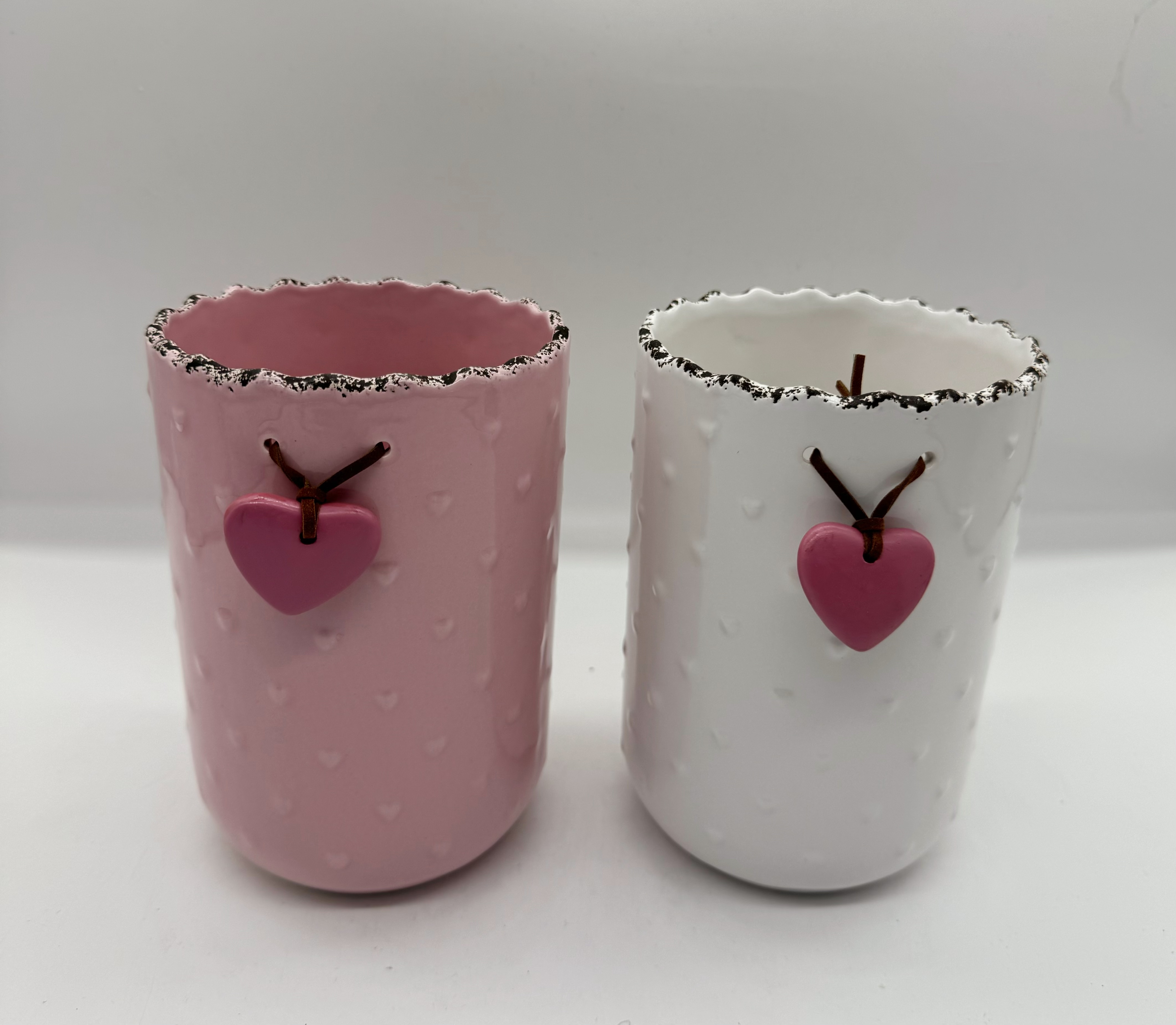 Ceramic heart-shaped pendant, flower pot, ceramic handicraft Specification image