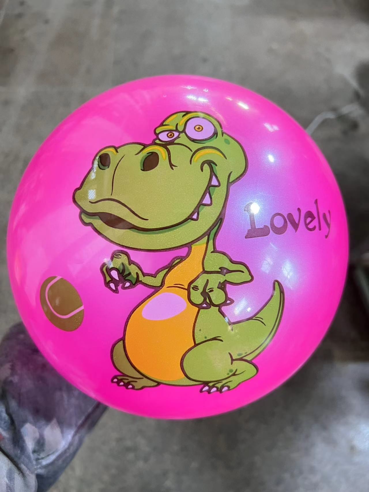 9寸贴标球印刷球卡通球充气玩具幼儿园玩具儿童乐园玩具地摊玩具批发白底实物图