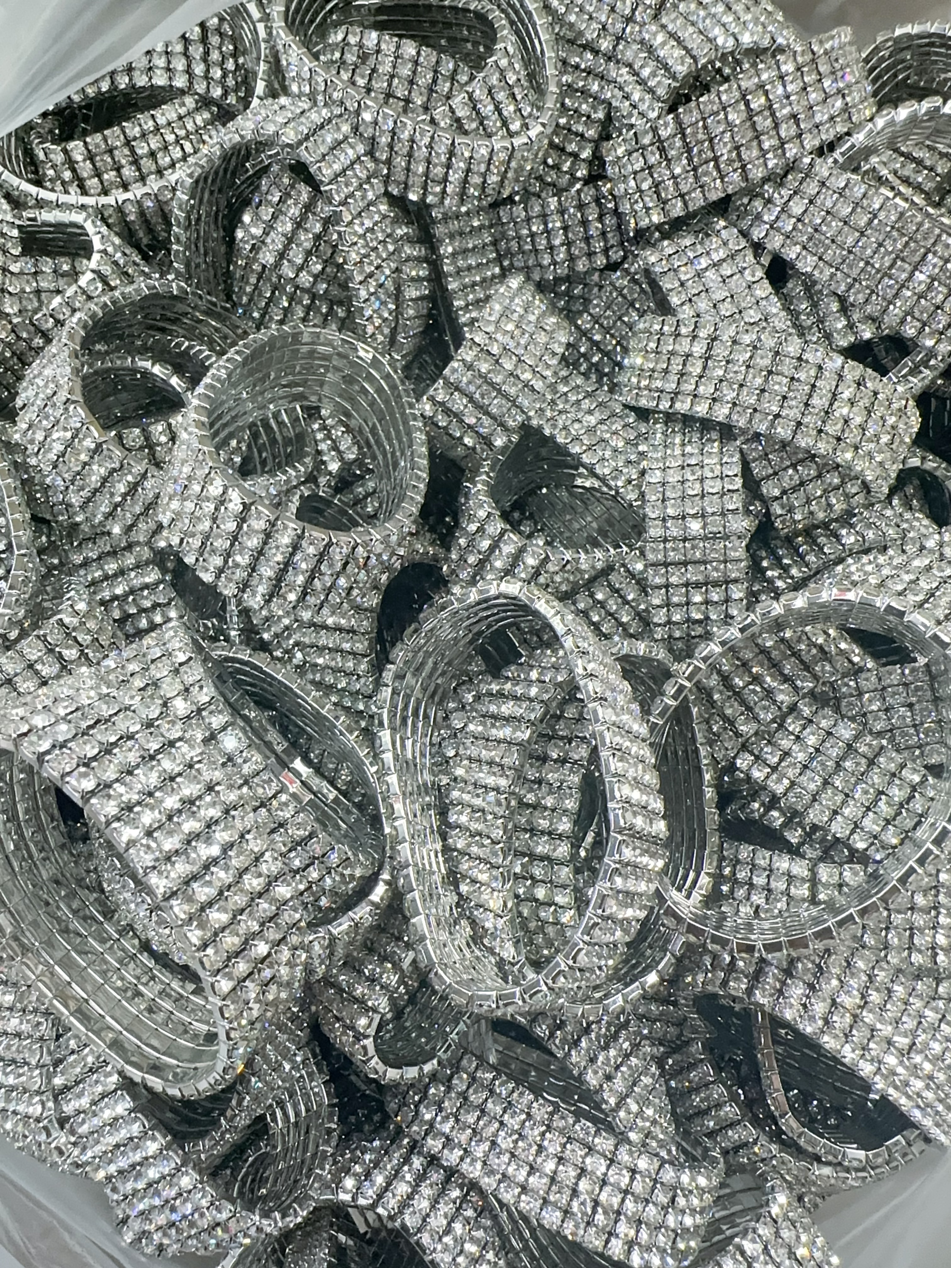 The multi-row water diamond exaggerated Internet celebrity bracelet is a simple and versatile Korean version with multiple rows of elastic bracelets detail image 1