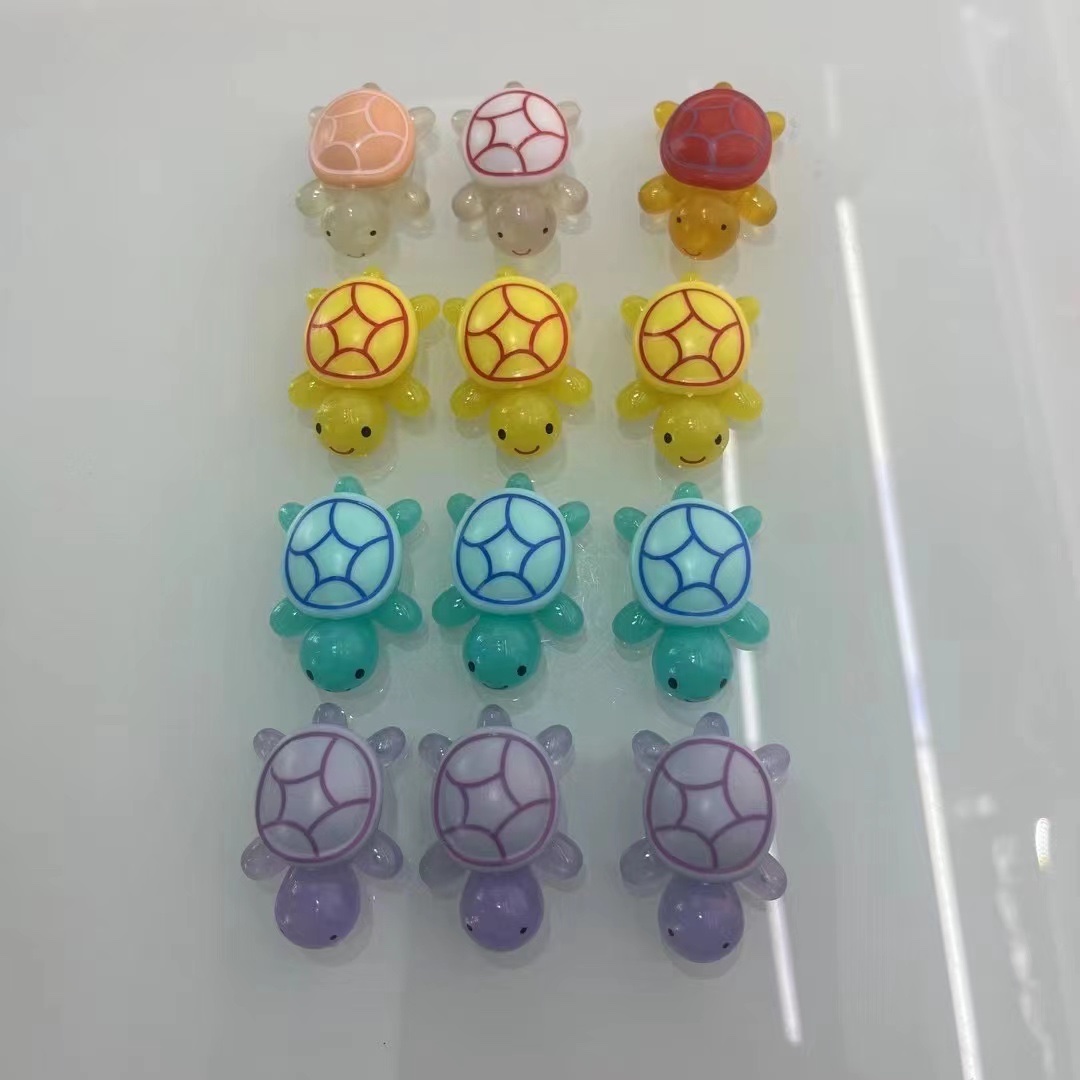 火爆产品，夜光小乌龟公仔图