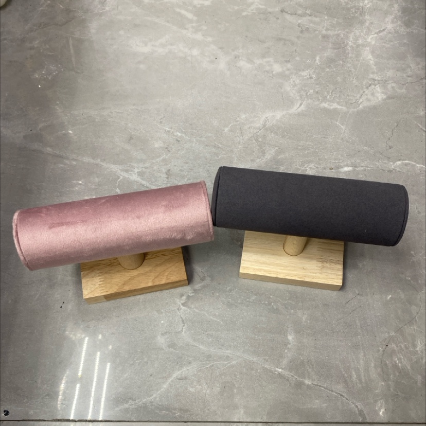 单层手镯架木头细节图