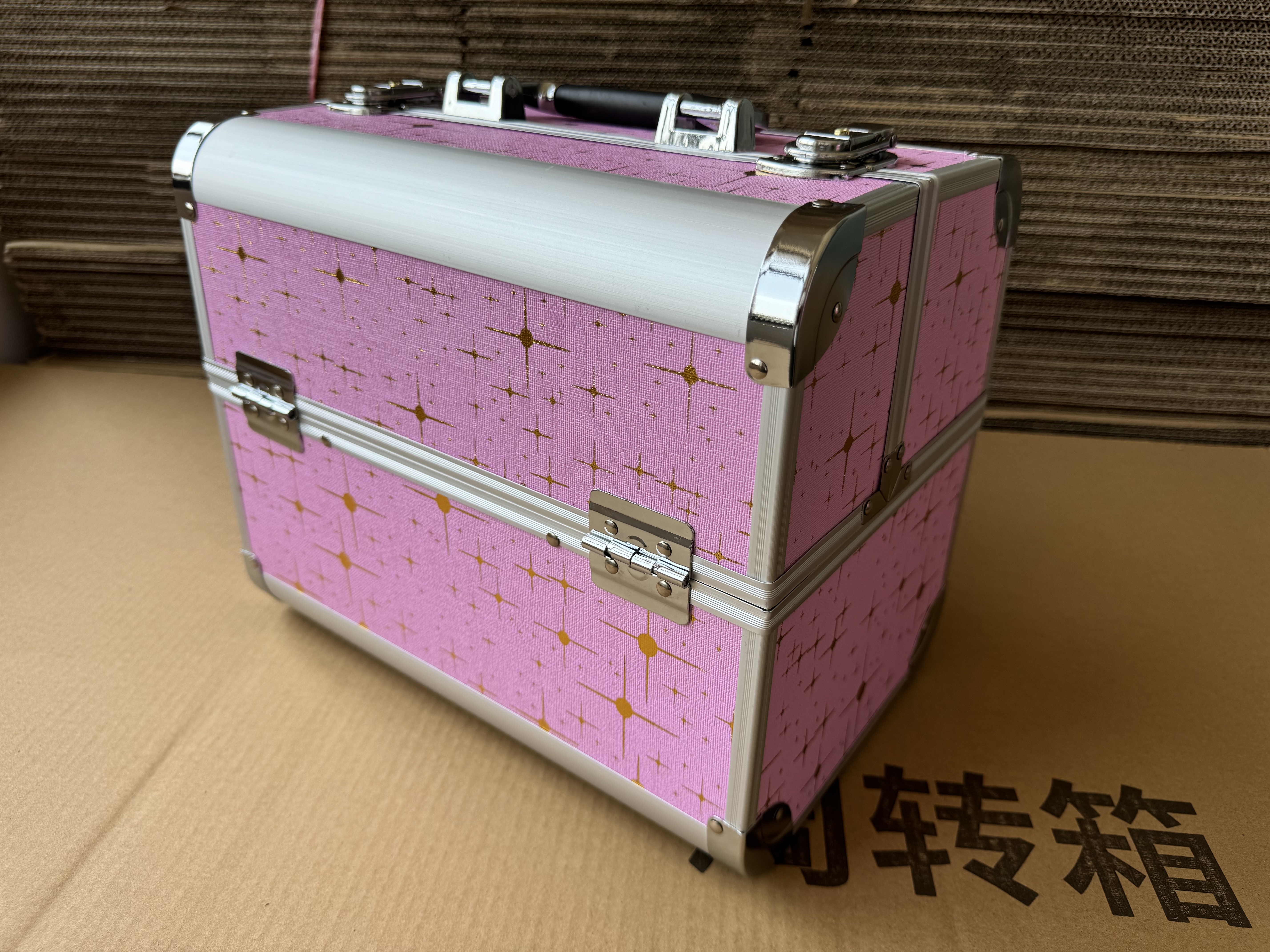 大亮片面手提箱化妆盒 行李箱锁设计便携式化妆包 旅行必备品质保证详情图5