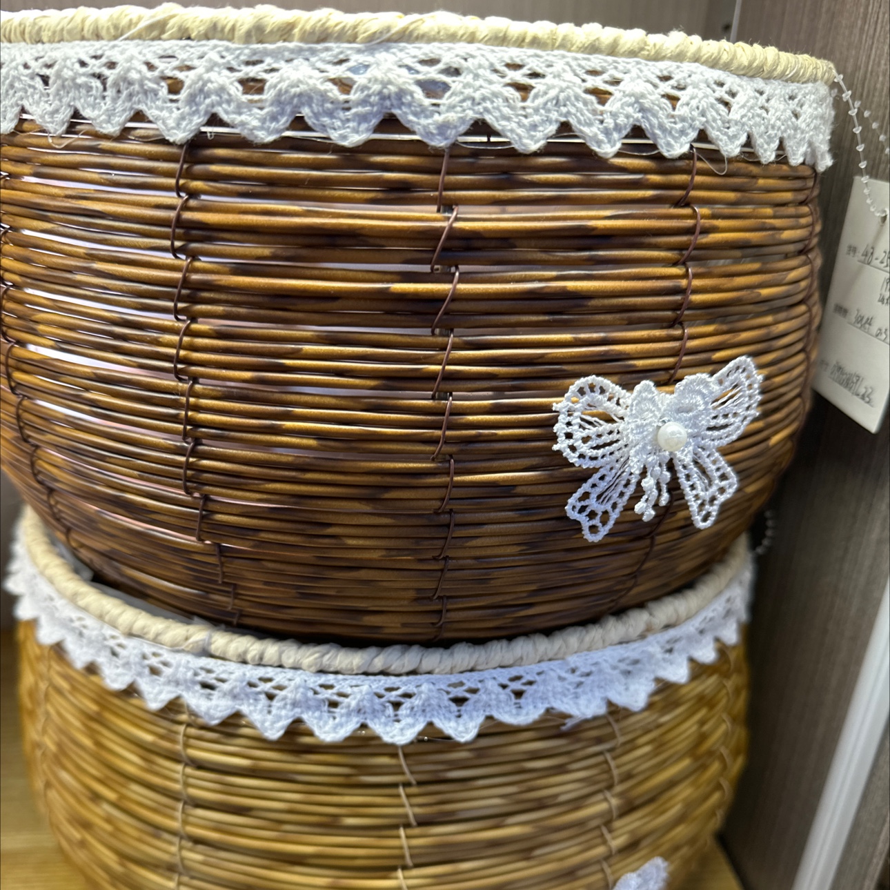 Mini home handcrafted flower basket, storage basket, flowerpot, potted plant, multi-functional storage, decoration, fashionable and practical home quality flower basket details Picture