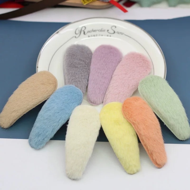 Autumn and winter plush BB clips, ins style, cute Japanese and Korean hair clips, bangs clips, side clips, broken hair clips, hair clips, hair accessories in multiple colors to choose from, Nini accessories, water drop clips, women's headwear