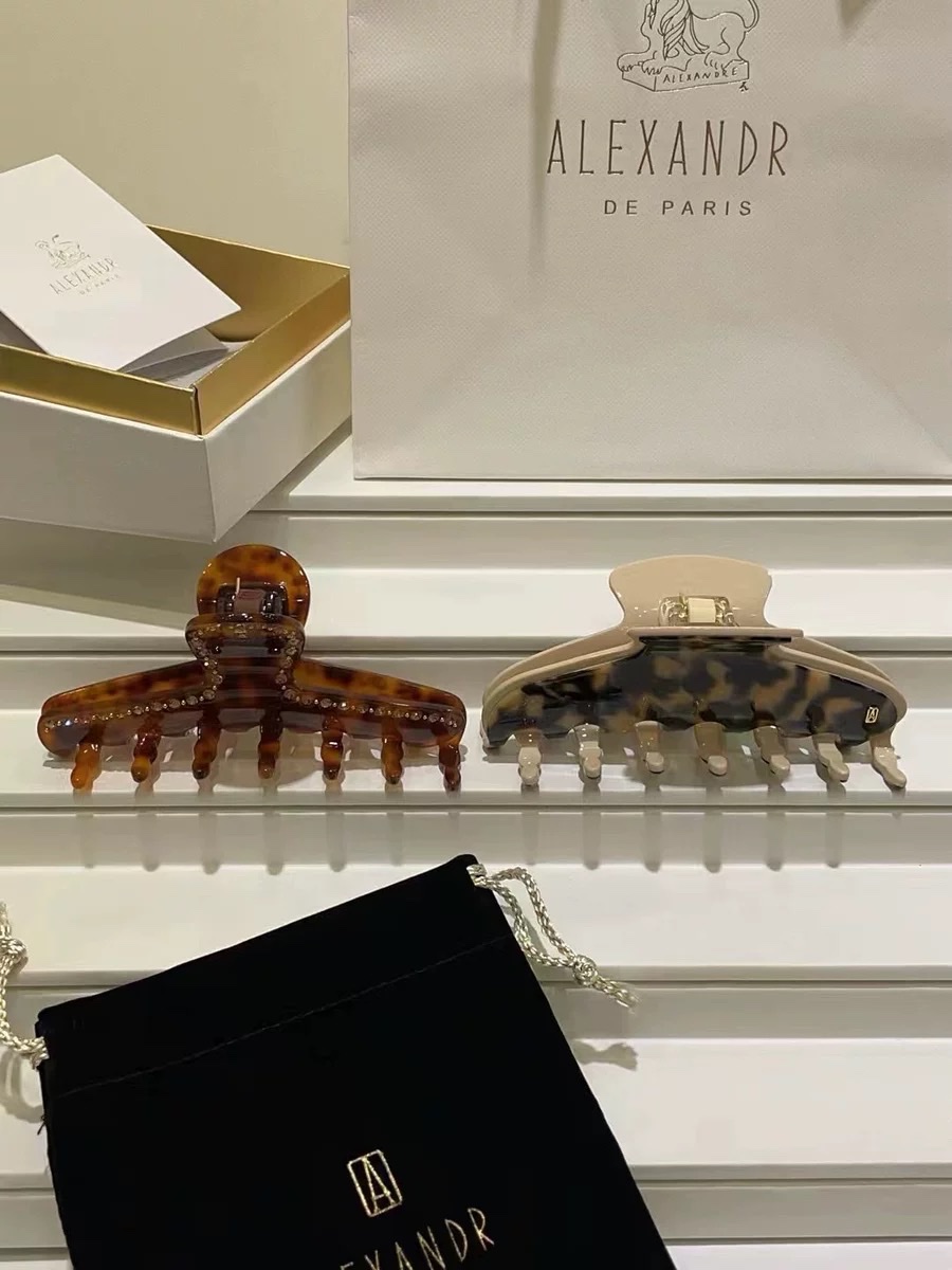 High-end brand hair clips, French pressure Shan Zhong Chu Xi star's same style acetic acid grabber hair clip, shark clip at the back of the head