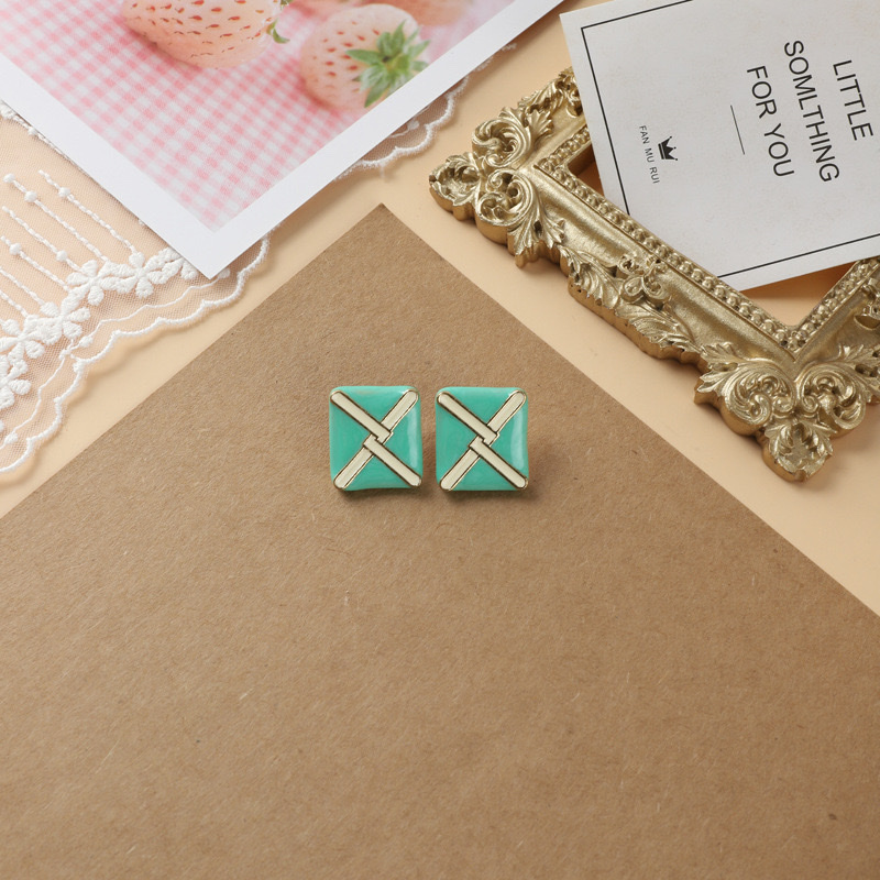 vintage court-style enamel stud earrings 925 silver needle retro art sweet and elegant earrings, ear clips women's accessories earrings detail image 4
