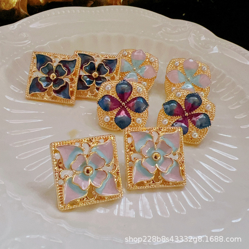 Qingdao Honggang Handicrafts Bohemian style 925 silver needle stud earrings Pearl Flower Cherry Blossom Retro court women's Accessories earrings