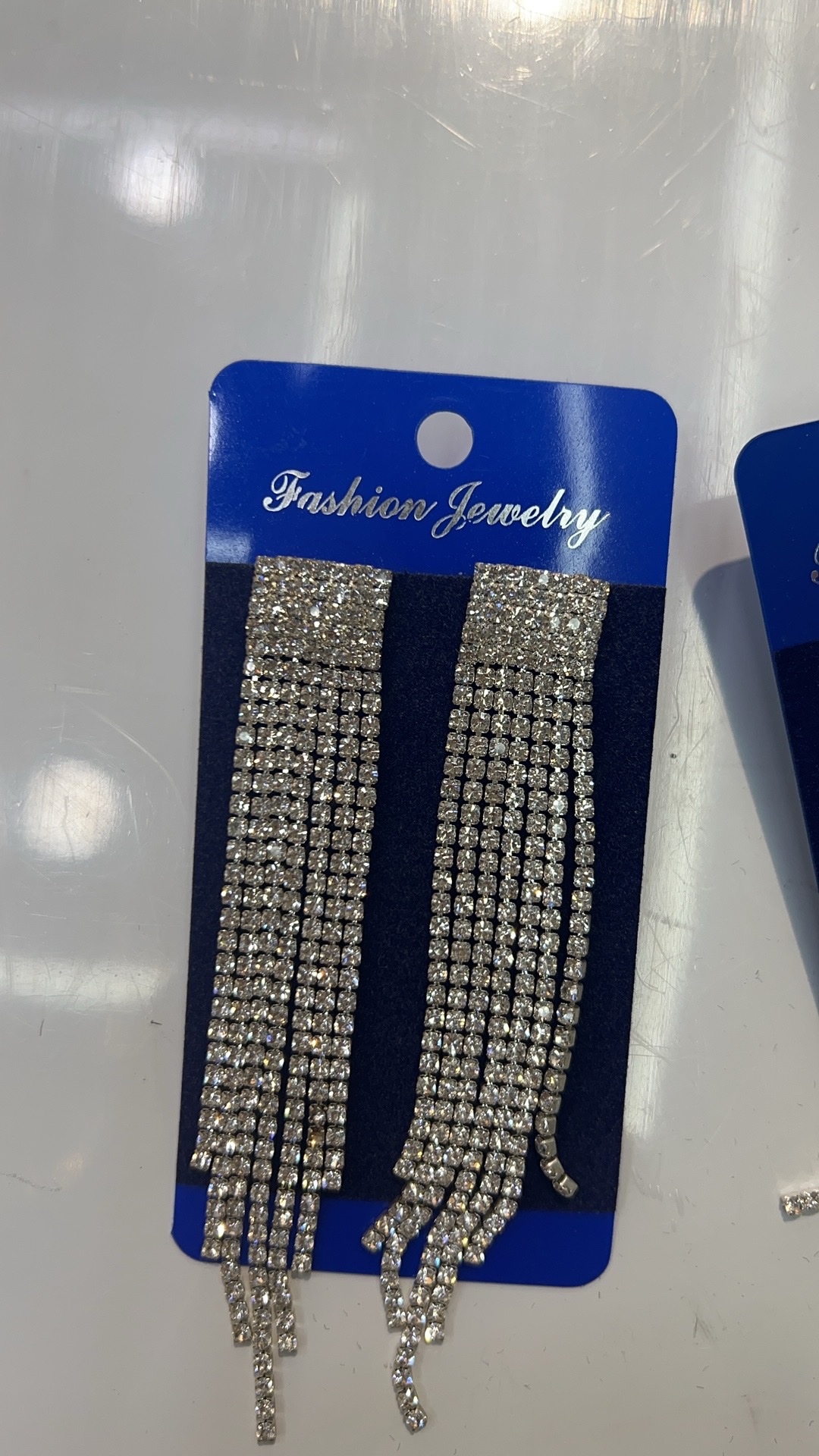 New European and American fashion trend earrings thumbnail