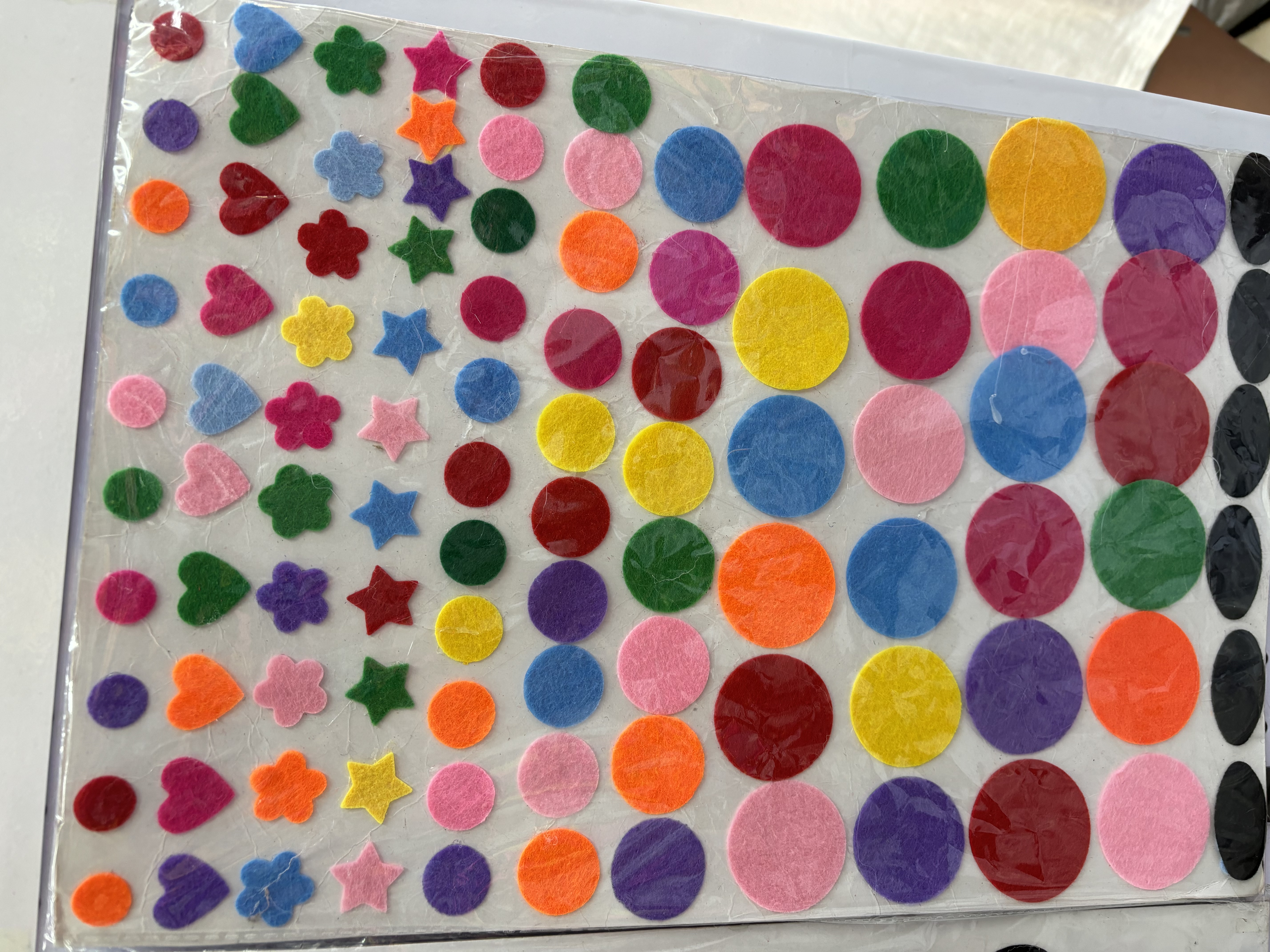 PVC凹凸立体创意冰箱贴 毛笔毛边纸质感 渐变欧雅纸艺术微缩骷髅设计 钥匙形状合金装饰配件 独特家居装饰品产品图