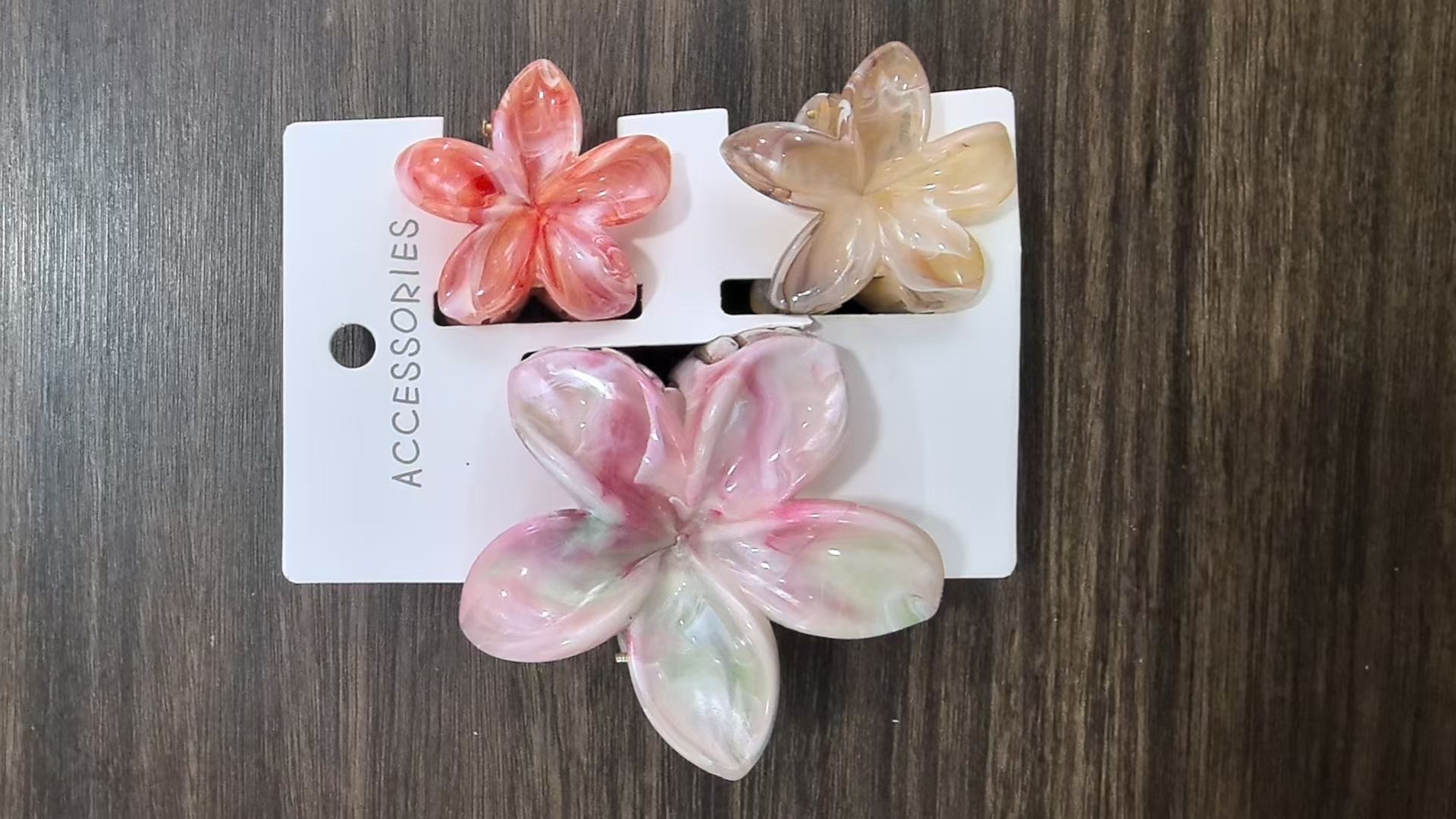 Korean-style flower claw headwear, hair accessories, frangipani, fashionable women's headwear, hair clips, shark clips, popular accessories, Nini accessories, candy-colored macaron-colored combination women's headwear