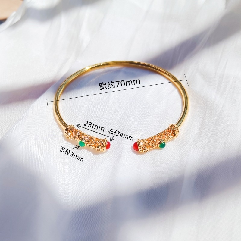 中国风镂空镶嵌天然玉髓手镯女开口鎏金玉髓手环简约优雅花丝手镯详情图4