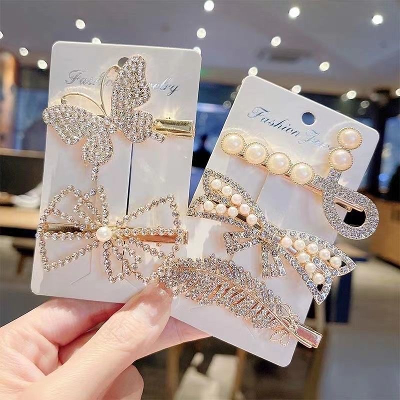 Crystal hair clips, bangs clips, broken hair, female side, back of the head bow headpiece, new side clips, duckbill clips Application Scenario