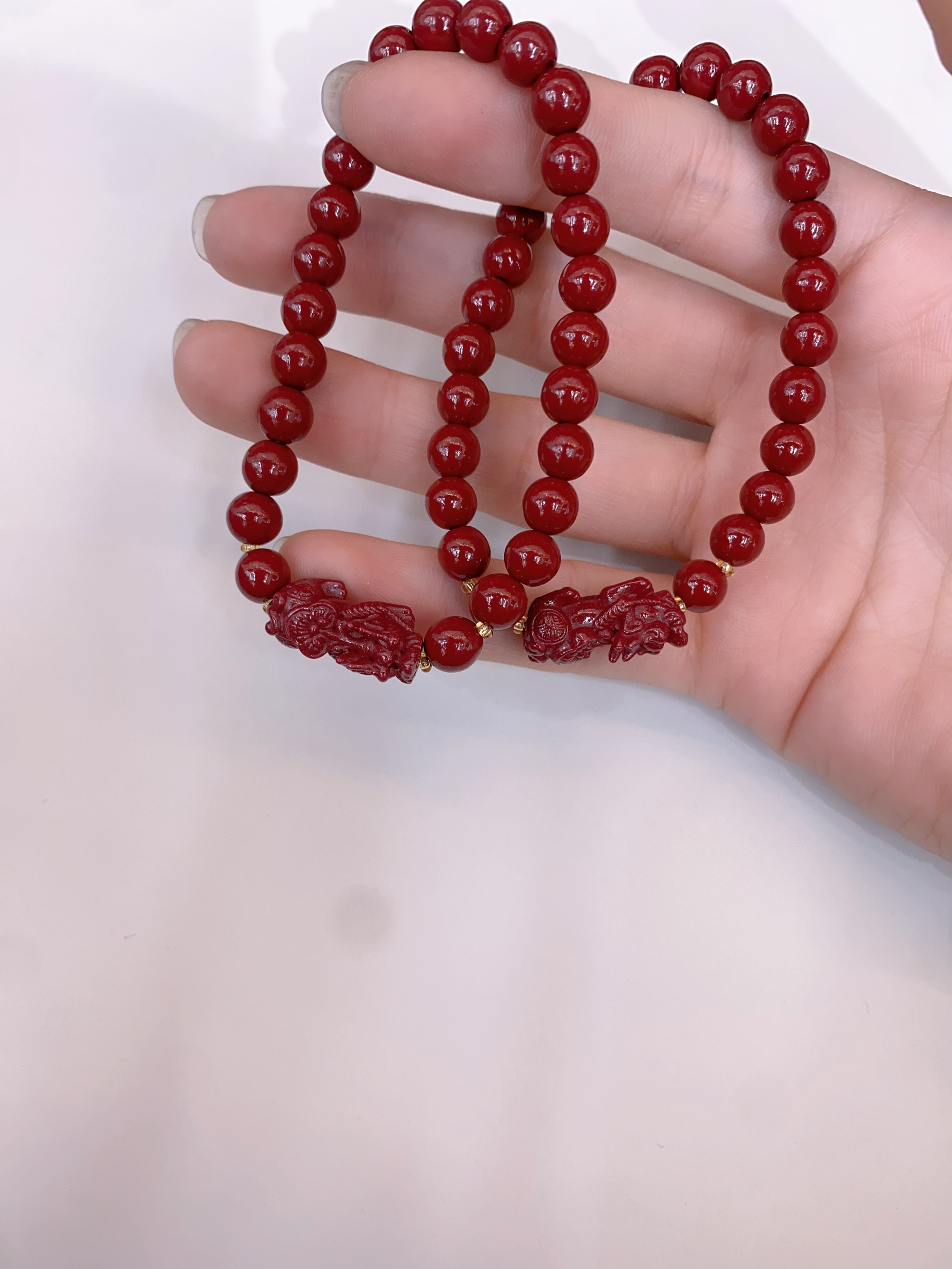 Cinnabar Pixiu Female

Carved Pixiu In Vermilion

Traditional Retro Design Bracelet details Picture