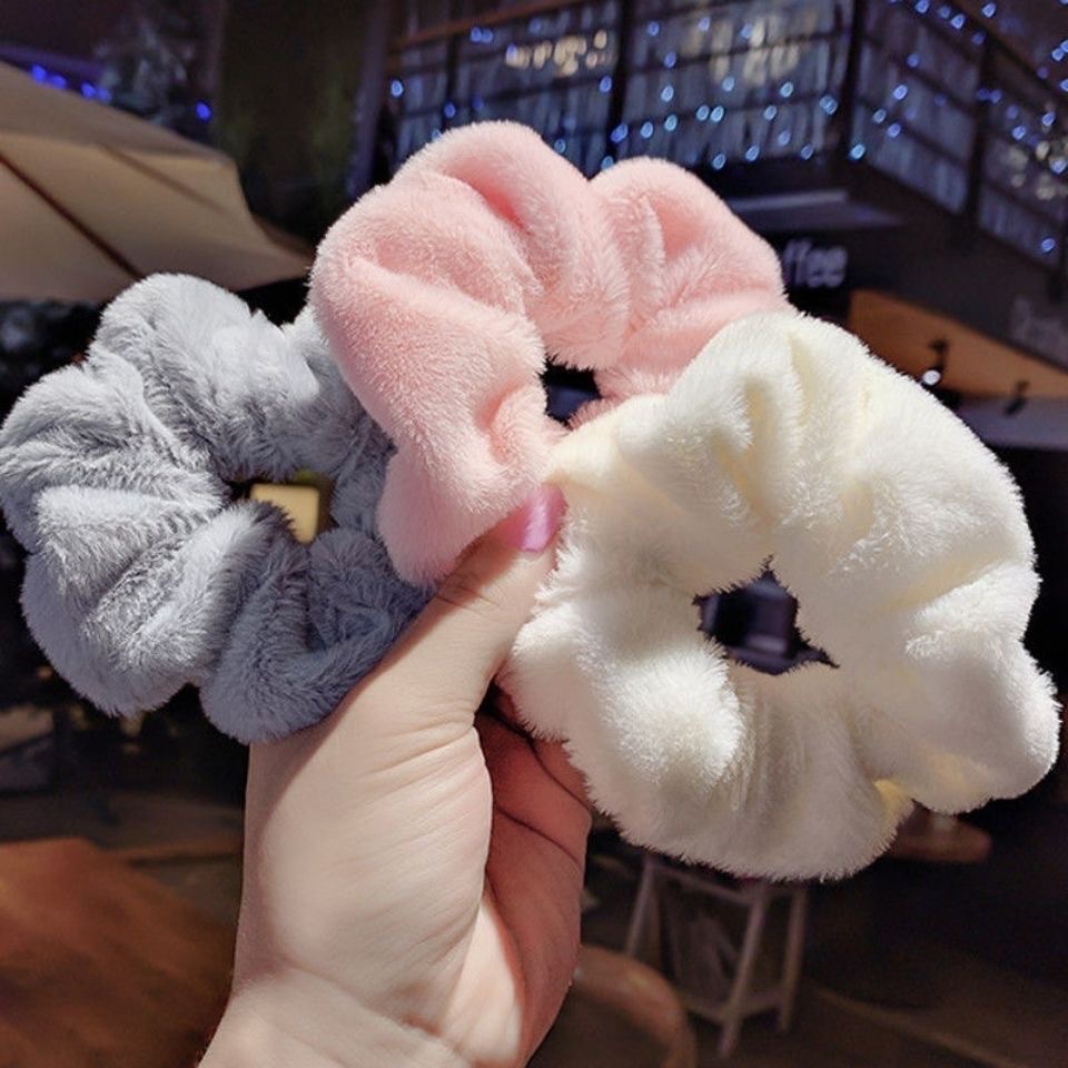 2024 Autumn/Winter rabbit fleece high-elasticity large intestine hair band simple style hair accessory hair band detail image 7