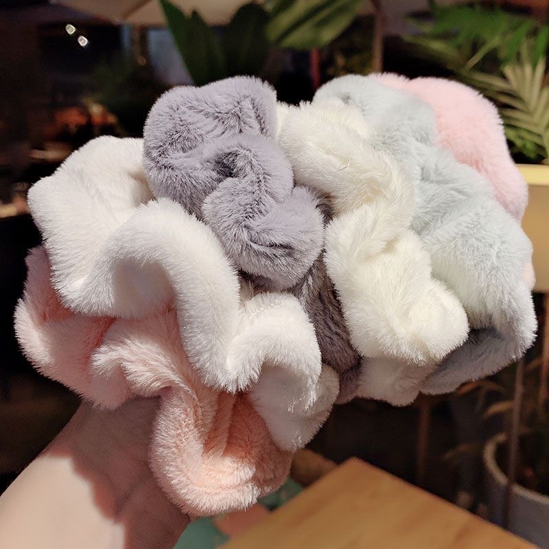 2024 Autumn/Winter rabbit fleece high-elasticity large intestine hair band simple style hair accessory hair band detail image 2