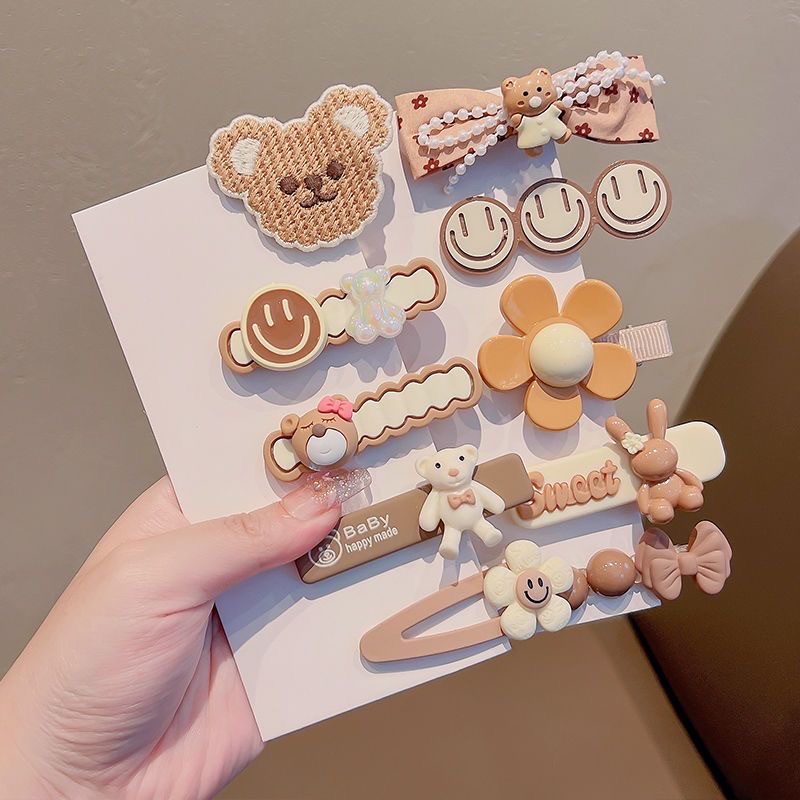 Cute cartoon coffee-colored side bangs with a broken hair clip at the back of a girl's head, a new type of seamless hairpin headwear that has become a hit detail image 4