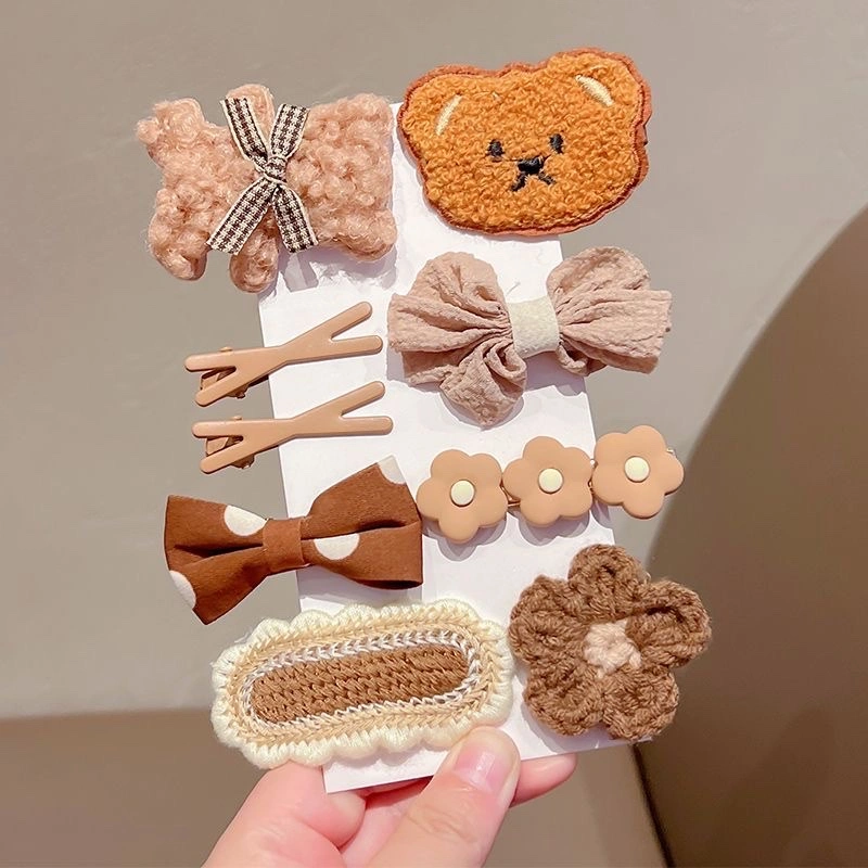 Cute cartoon coffee-colored side bangs with a broken hair clip at the back of a girl's head, a new type of seamless hairpin headwear that has become a hit detail image 7