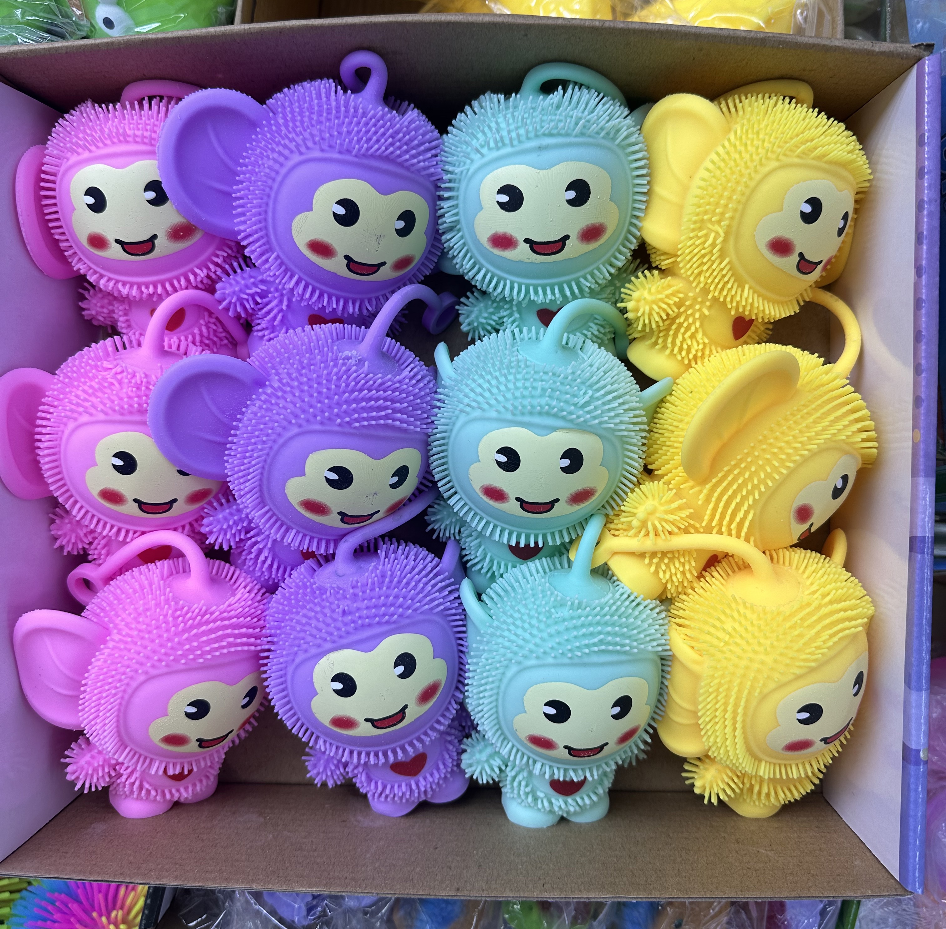 热销产品玩具闪光毛毛球大嘴巴爱心猴子🐒儿童玩具发光玩具发光玩具