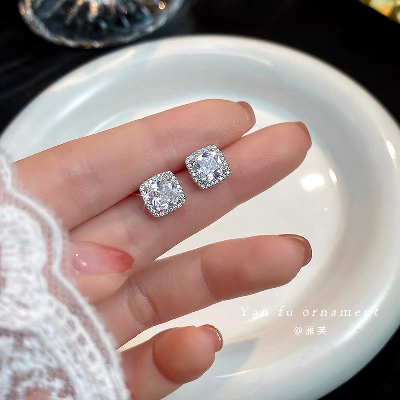 耳环耳饰饰品ICEGANG白冰糖纯银S925国潮男士高街耳钉潮男嘻哈ins锆石耳饰钻石ICEGANG白冰糖纯银S925国详情2