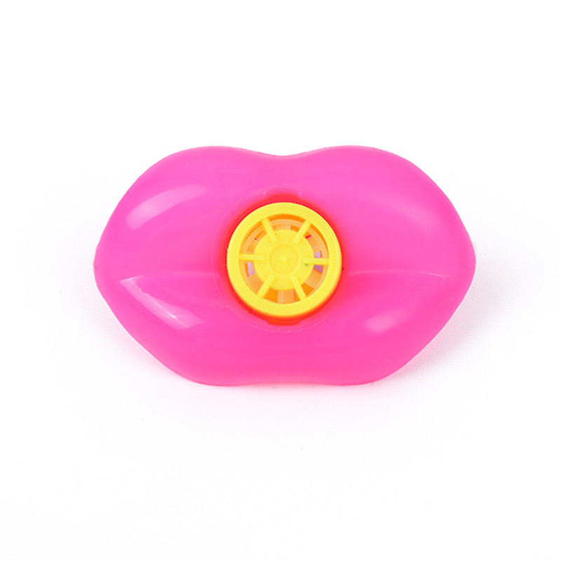 儿童嘴唇哨、网红同款暴款玩具白底实物图