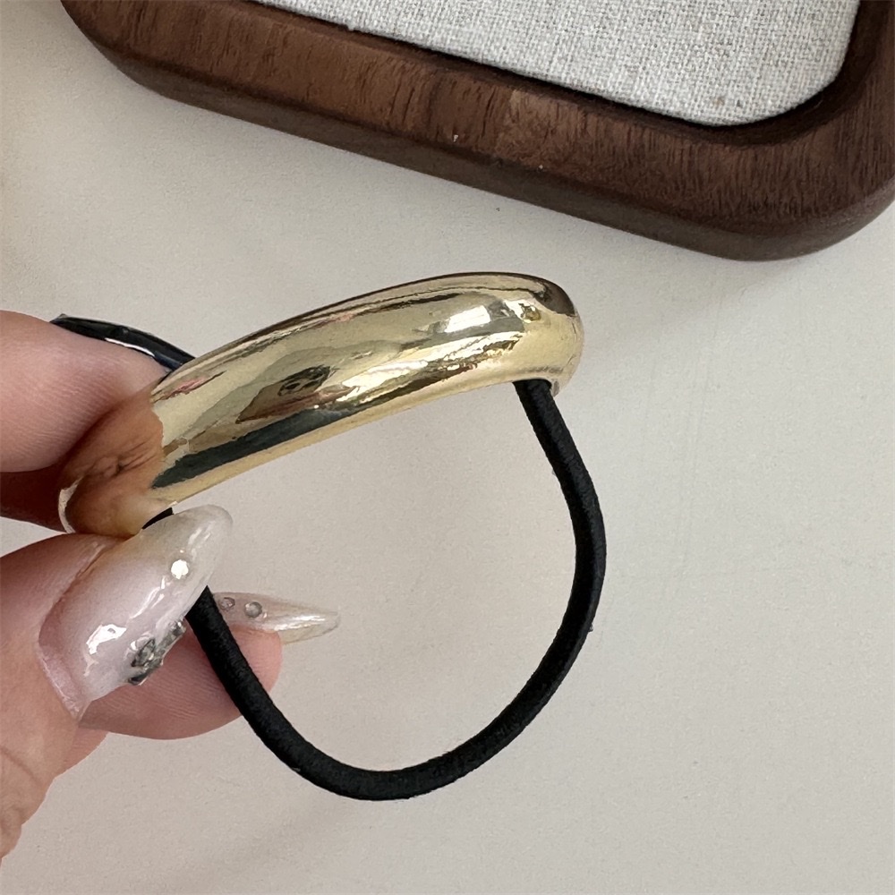 A niche design sense, personalized metal concave-convex elastic hair band, versatile and cold style geometric hair tie detail image 4