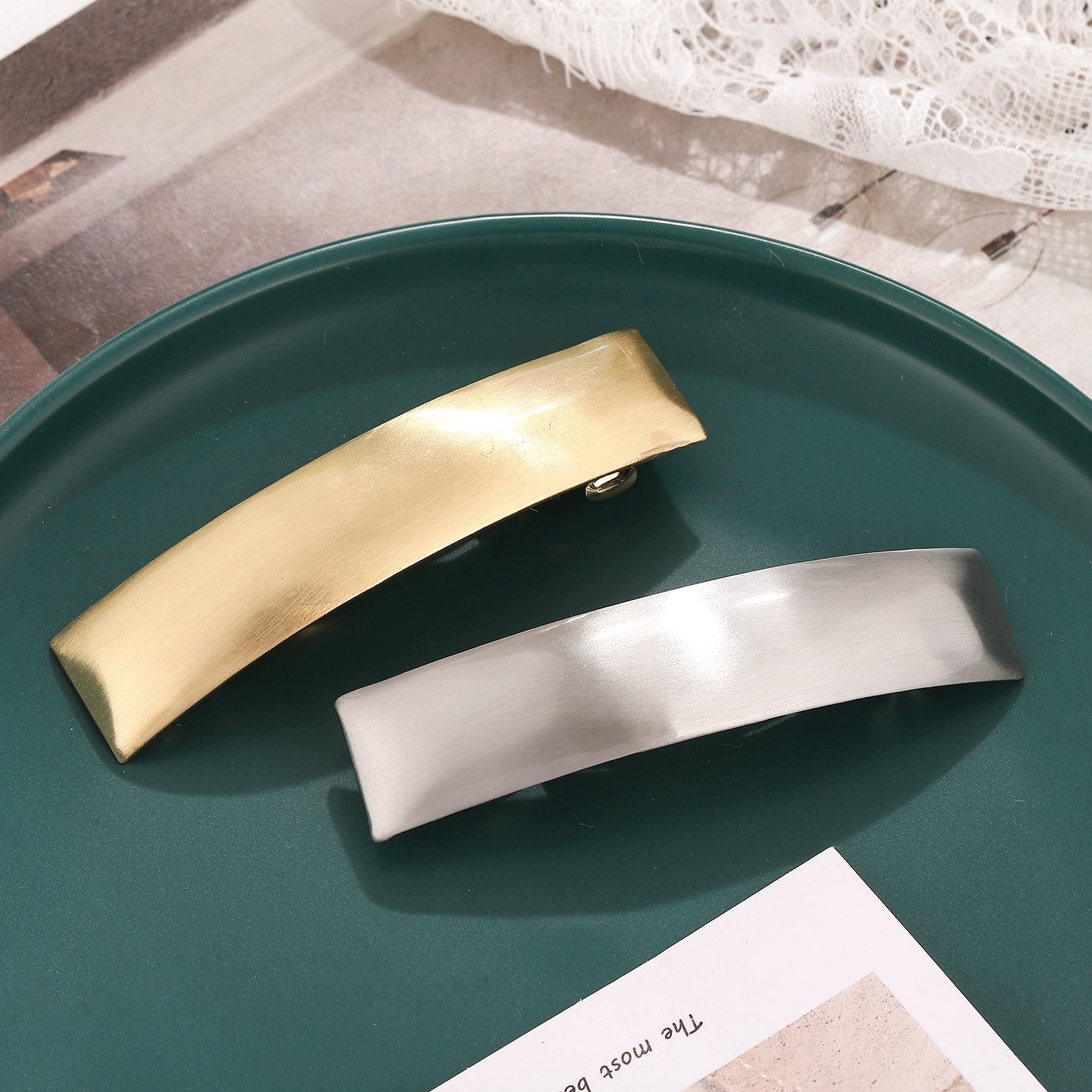 A new rectangular, simple, smooth metal brushed spring hairpin for foreign trade