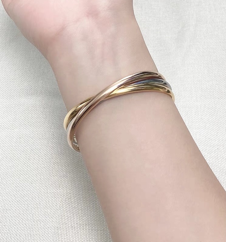 Three-ring and three-color bracelet Item Picture