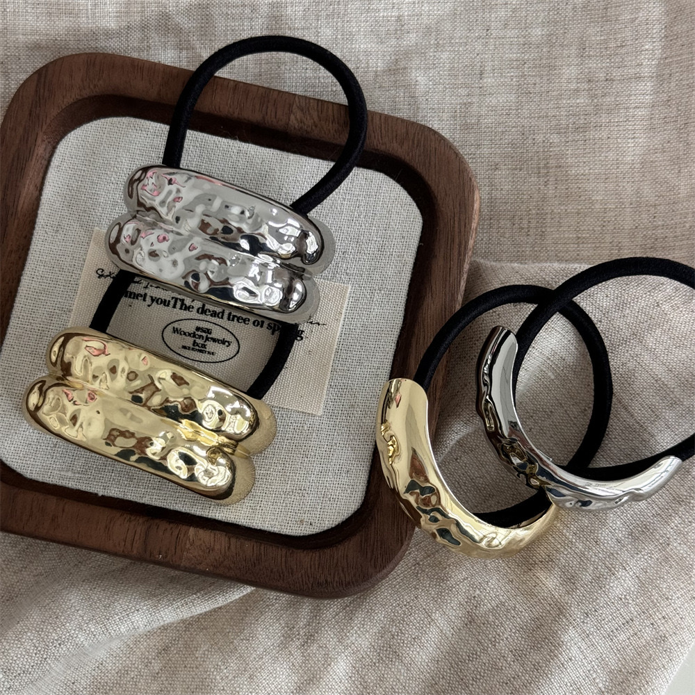 The niche design sense, unique metal concave-convex elastic hair band, versatile and cold style geometric hair tie, retro and elegant hair tie detail image 2