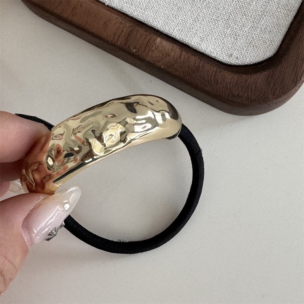The niche design sense, unique metal concave-convex elastic hair band, versatile and cold style geometric hair tie, retro and elegant hair tie detail image 5