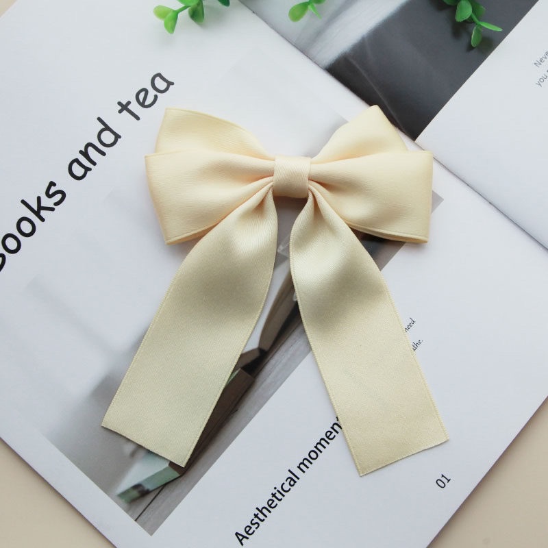 Korean-style bow tie pins, simple, versatile and practical, commuting knitted sweater, shirt collar, solid color clothes, accessories and hair accessories Specification image