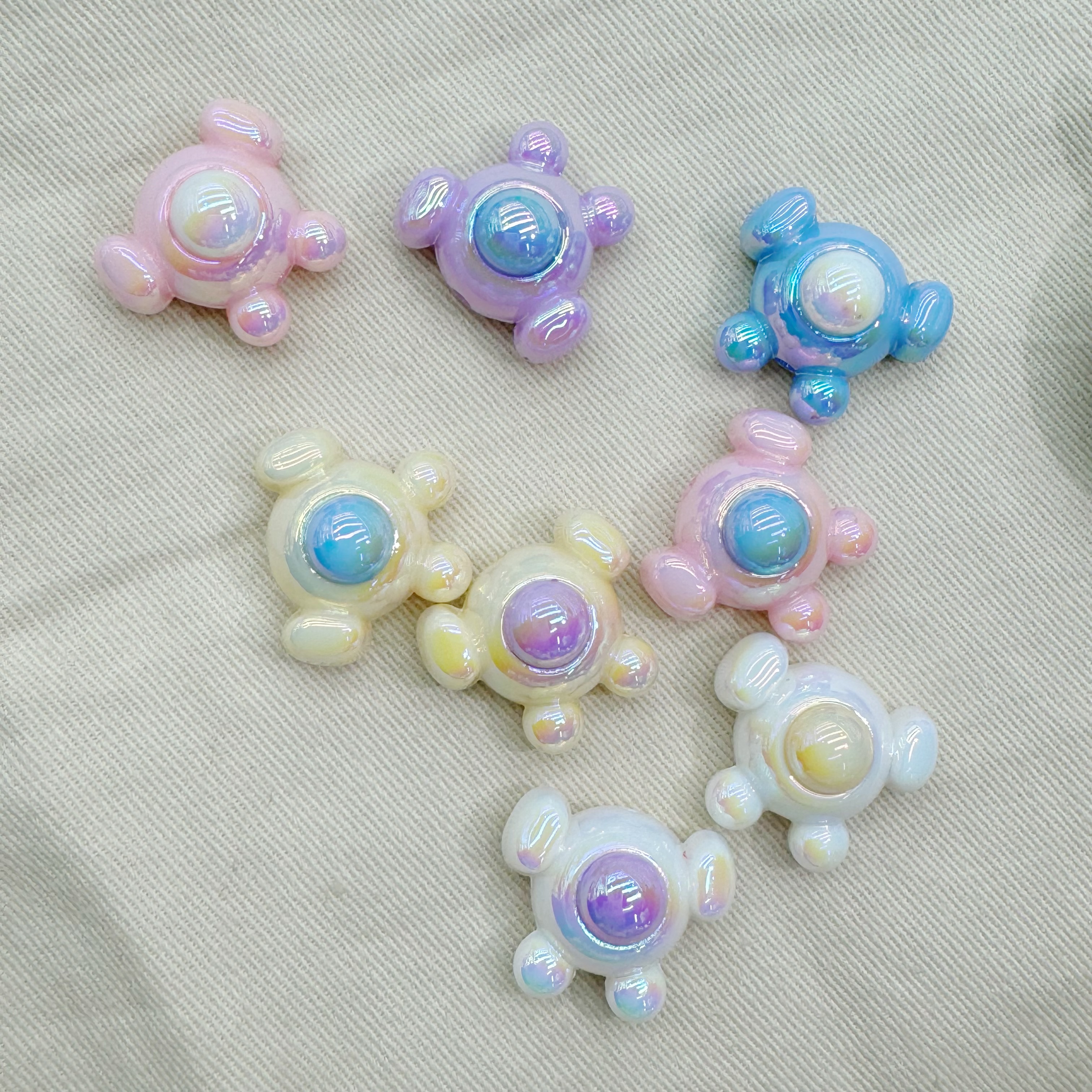 Unique design of sand-gold soft clay resin jewelry accessories, alloy accessories, handcrafted DIY material packaging, random shipment of jewelry accessories Item Picture
