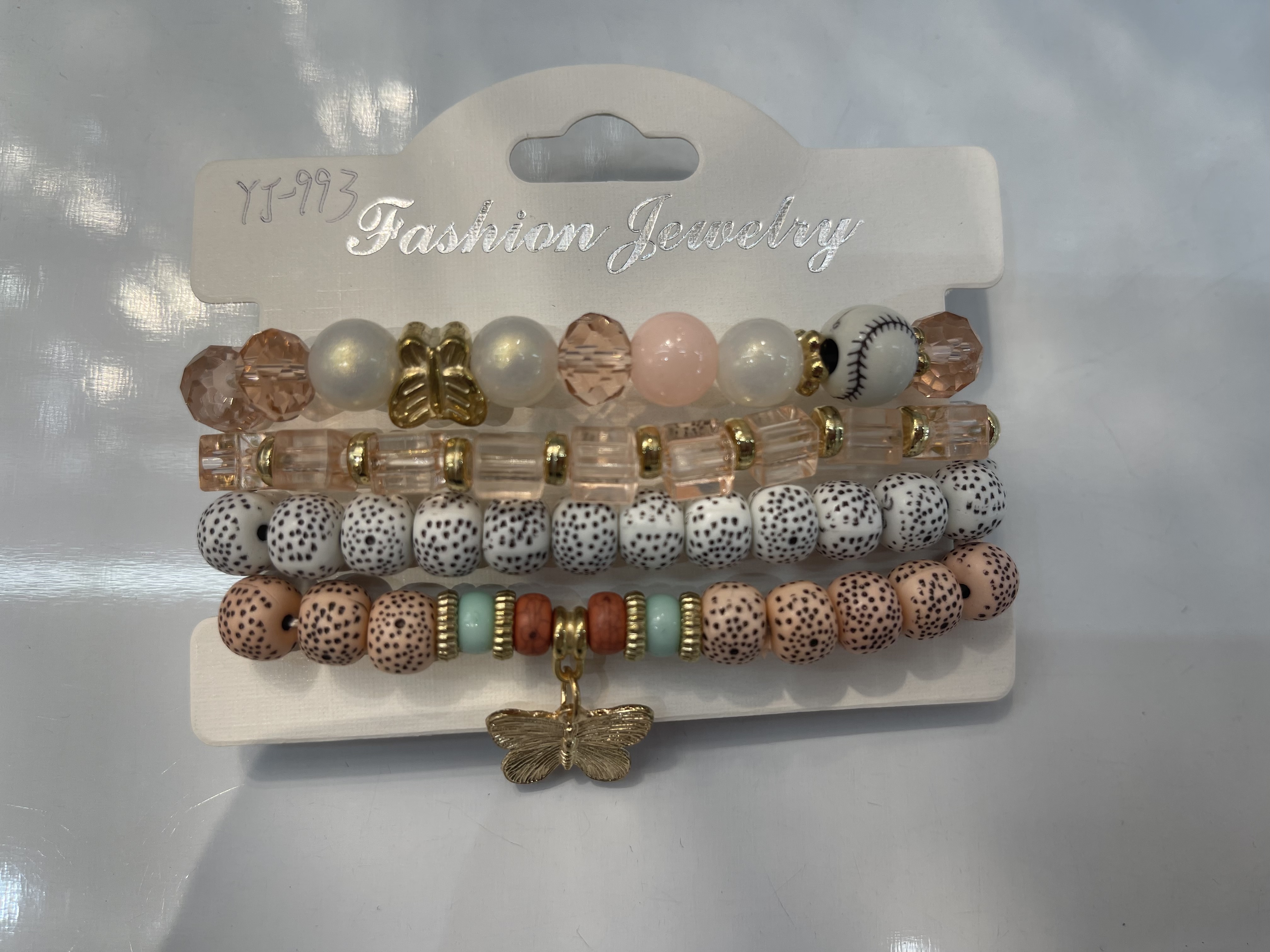 精致饰品 手工c h手链 时尚女士手链