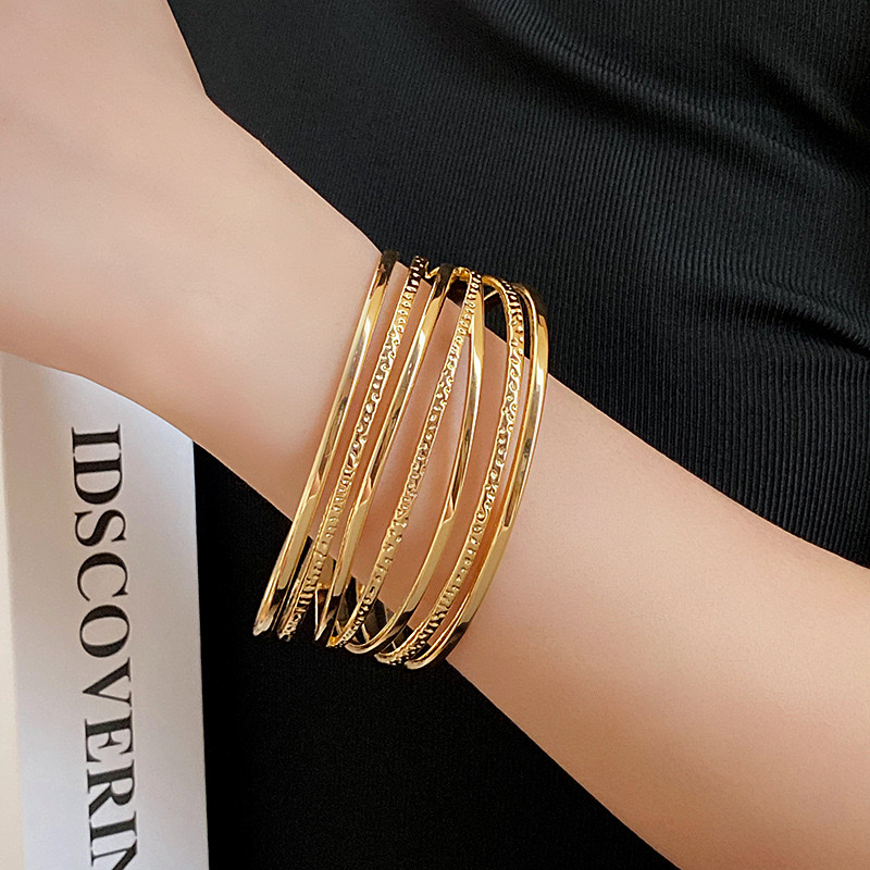 厂家现货批发不锈钢C形开口手镯欧美时尚夸张女士手环个性潮饰品 手链饰品欧美个性多层开口手镯小众时尚手环跨境夸张金手链饰品产品图