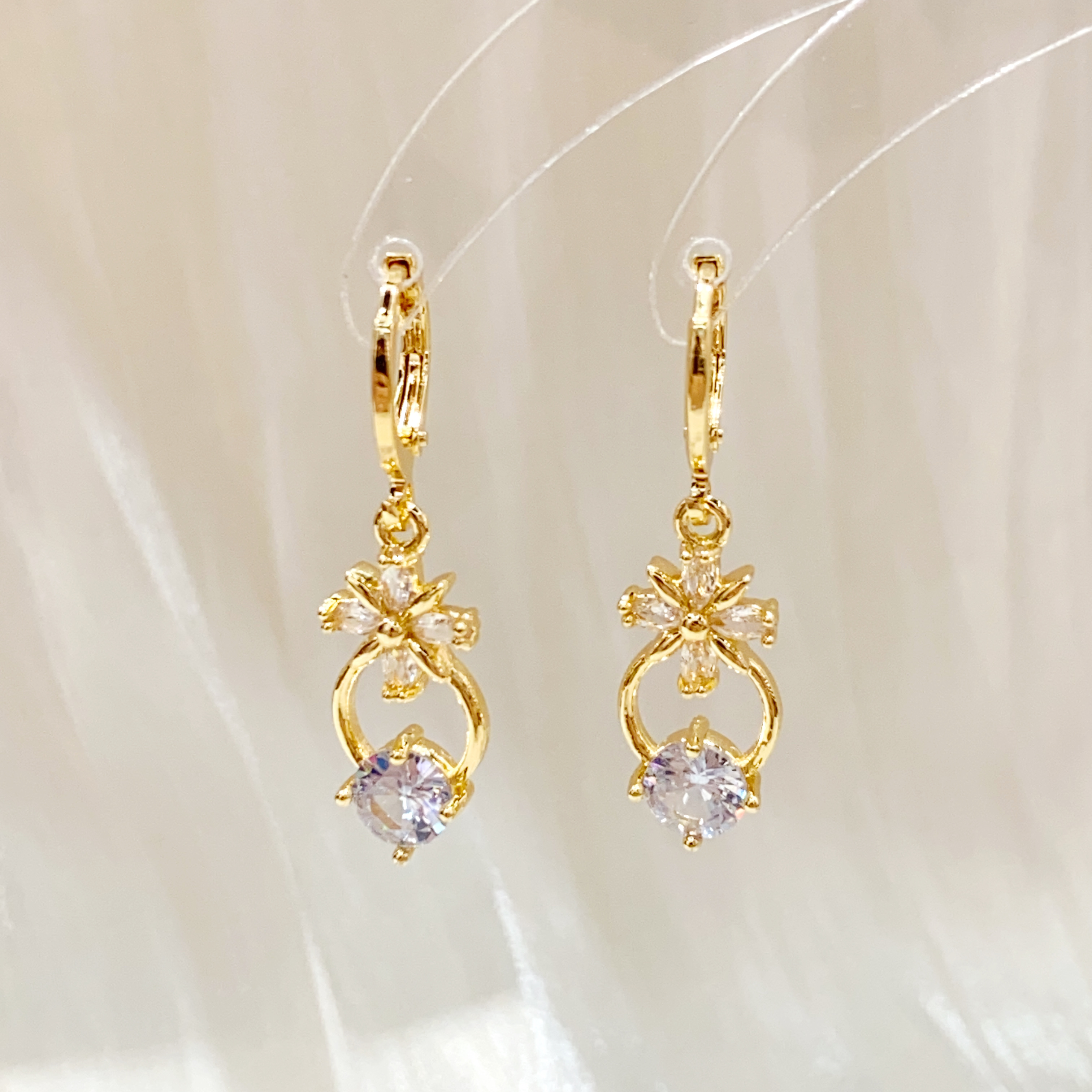 wish 2024新款跨境欧美热销耳环精致锆石爱心耳扣耳坠亚马逊热销 饰品耳环耳饰批发工厂直销饰品耳环耳饰详情图4