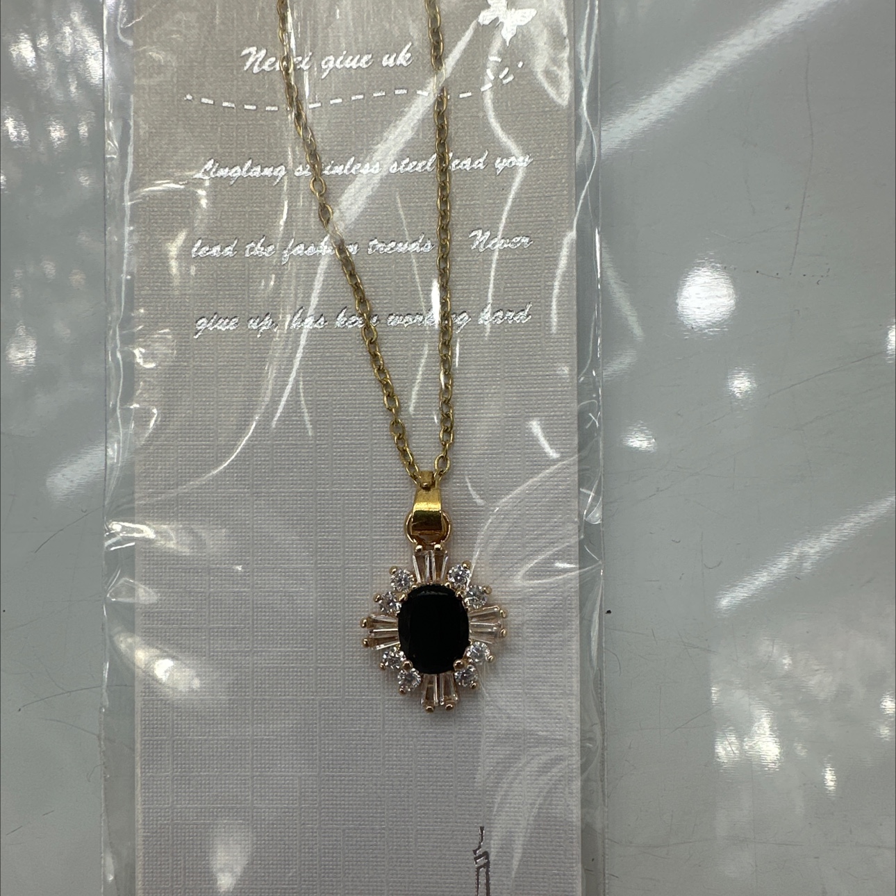 银饰珍珠项链 精致饰品 珍珠吊坠 优雅气质 高贵不贵 高端大气上档次