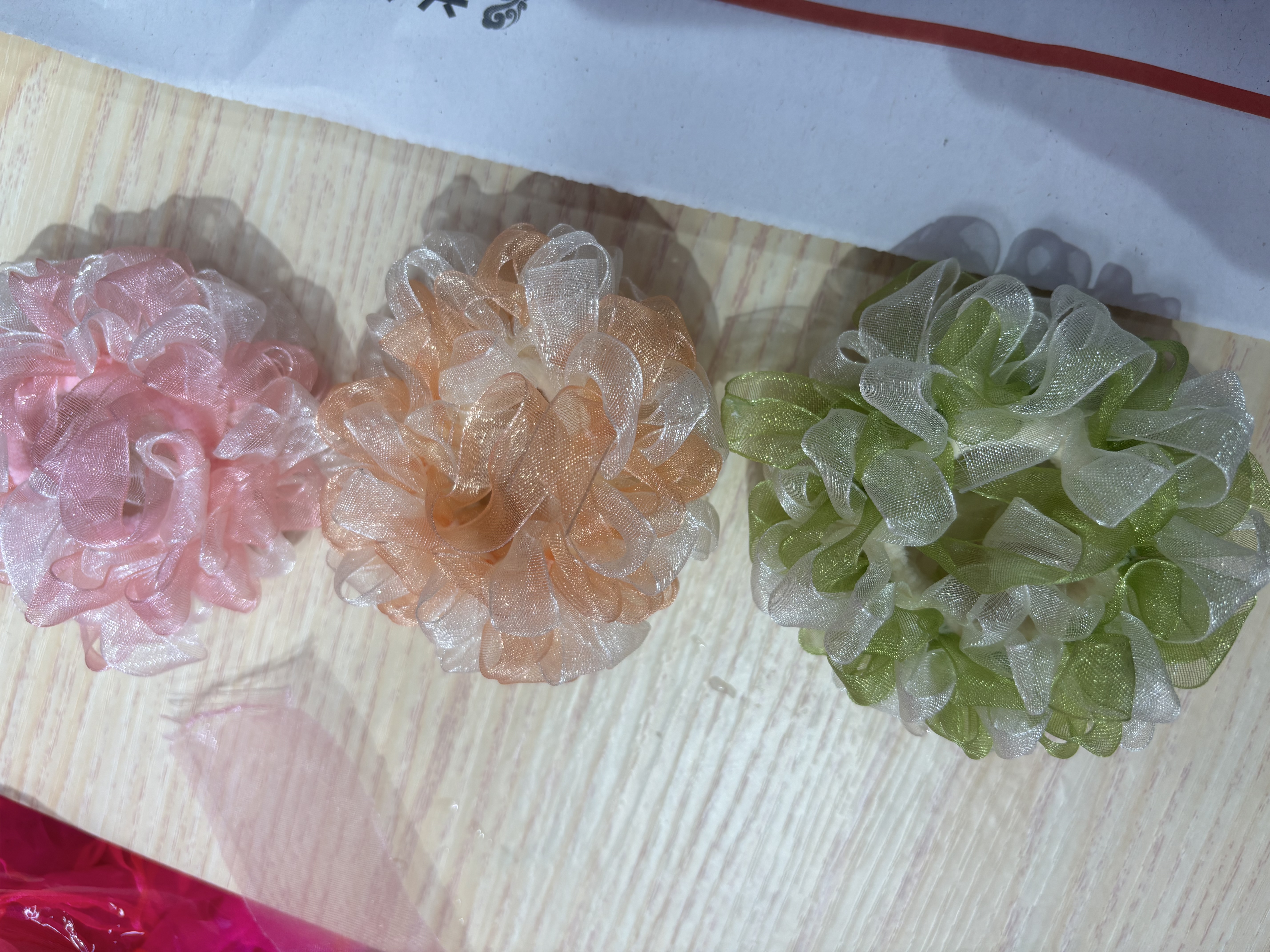阿拉伯女王冠头巾 一元小商品特惠 羽毛爱心玫瑰花装饰 蝴蝶结发带潮流配饰一元小商品