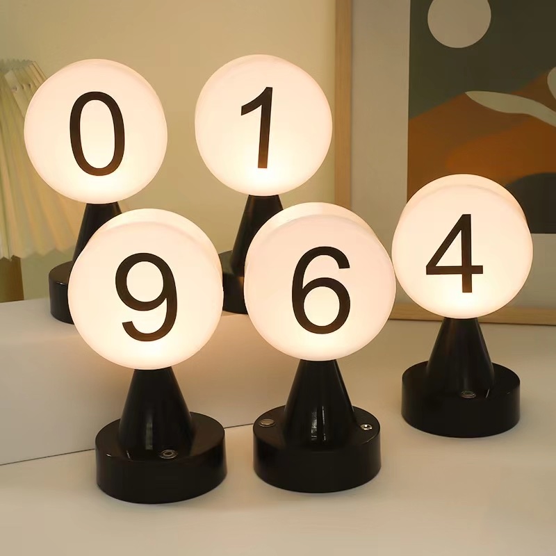 3D装饰灯/稻草人/塑料花盆/led光纤花/生日快乐字母灯白底实物图