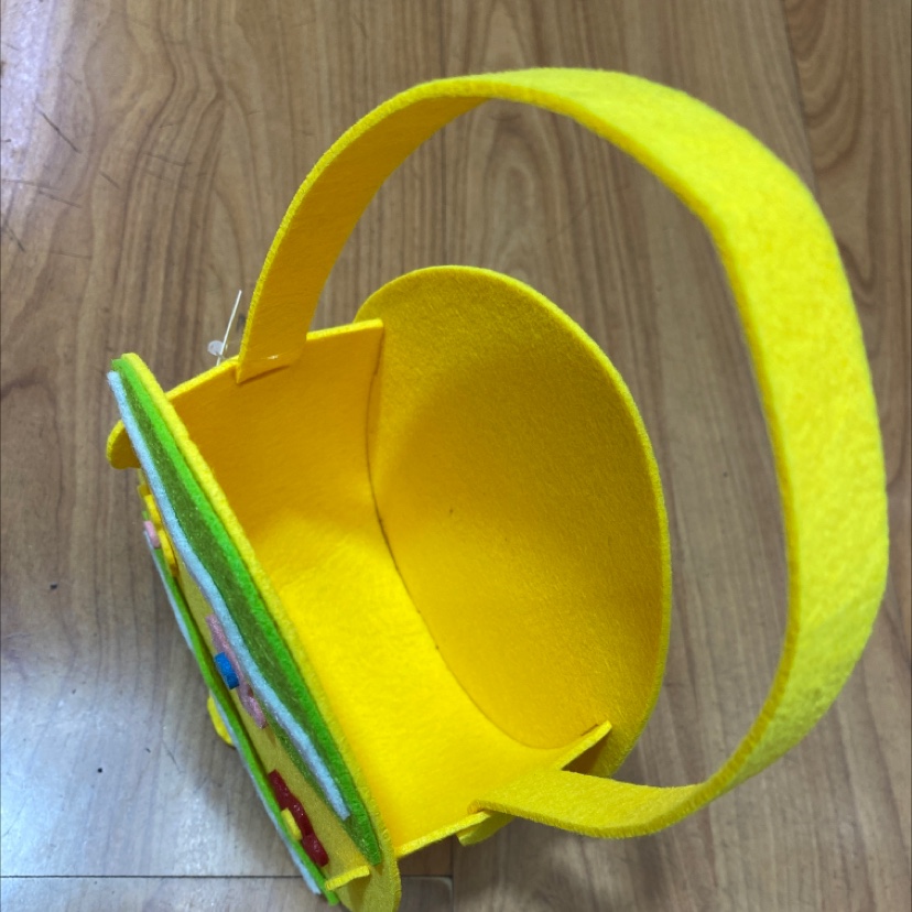 新款创意蛋形造型毛毡糖果袋复活节装饰礼品彩蛋桶批发毛毡手提篮 产品图