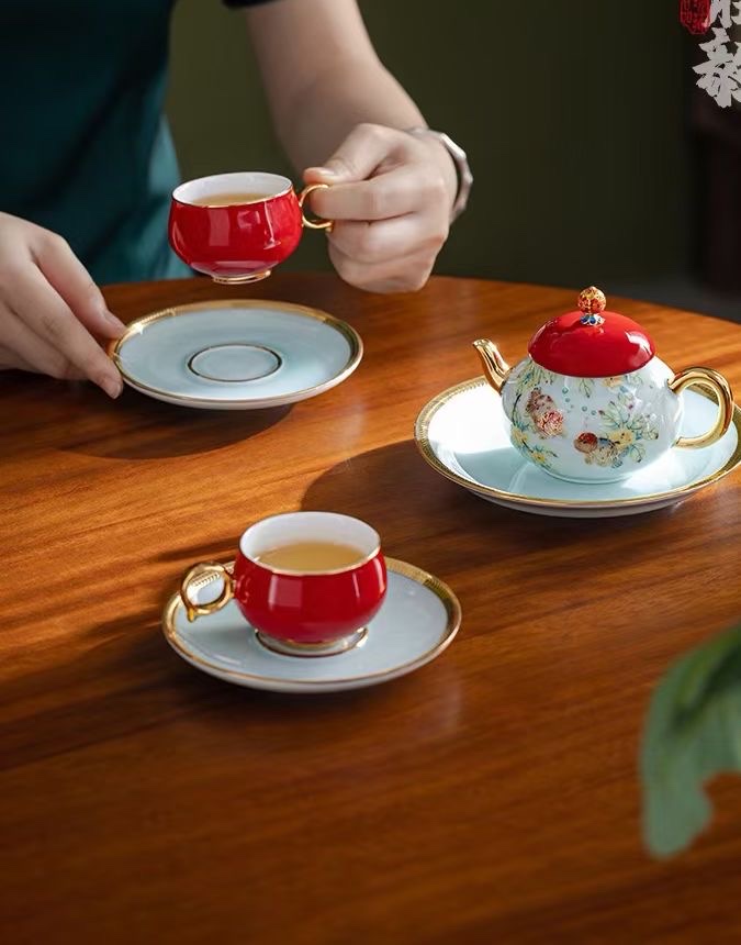 Chinese double-person tea set, exquisite and practical tea sets, essential for tea art, tea sets made of red pine craft, Tao Li family detail image 8