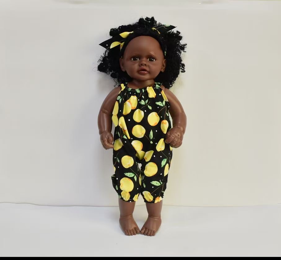 A doll reborn with an empty body and a vinyl body toy Application Scenario