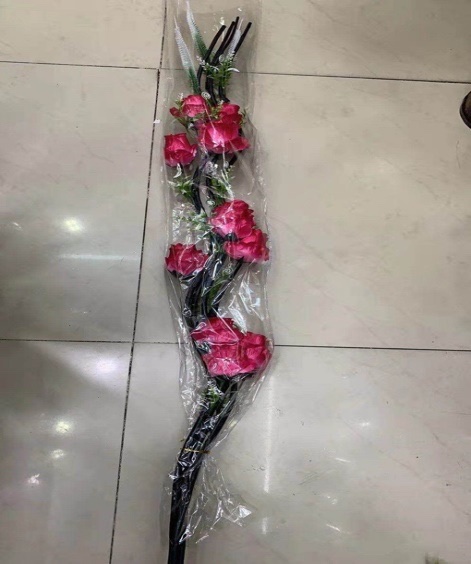 Dried flower pieces