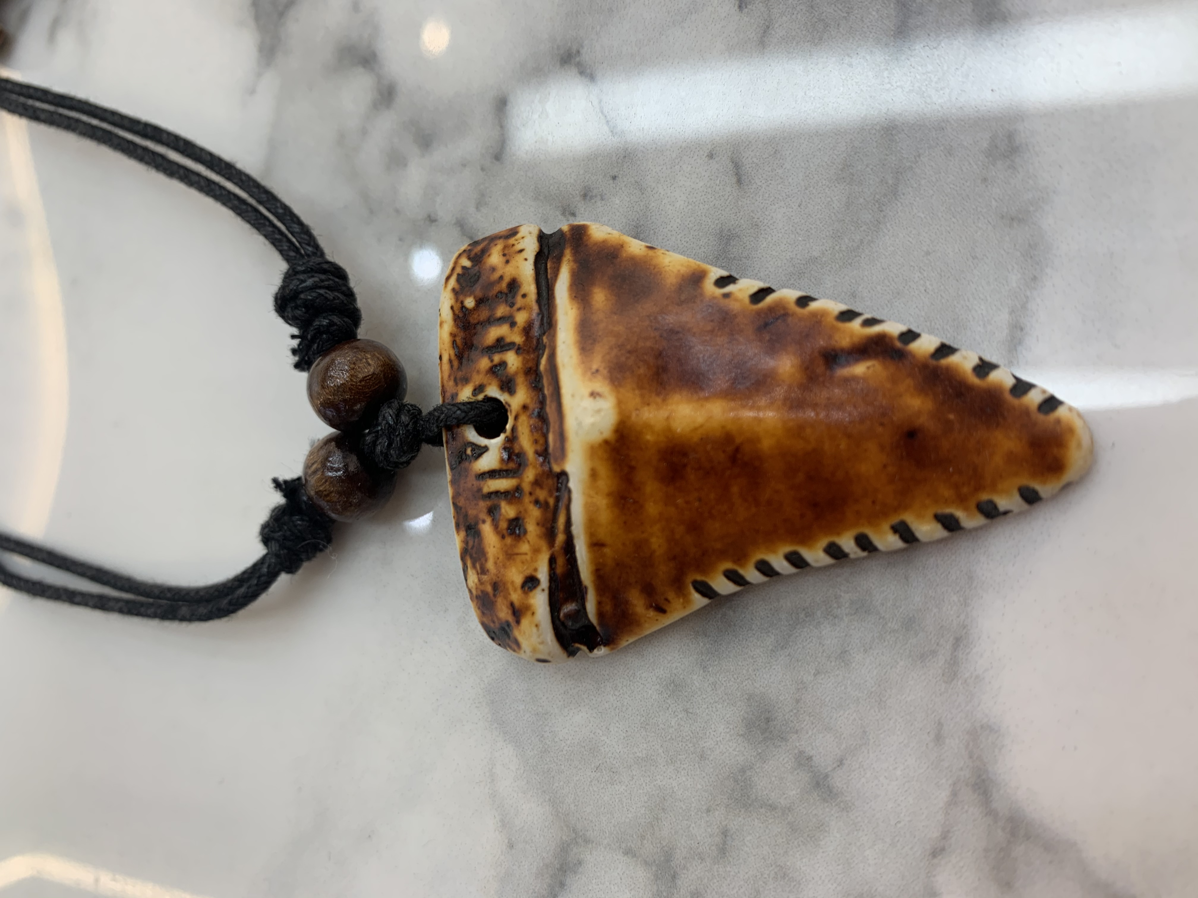 复古风黑线鲨鱼牙树脂骨粉项链详情图3