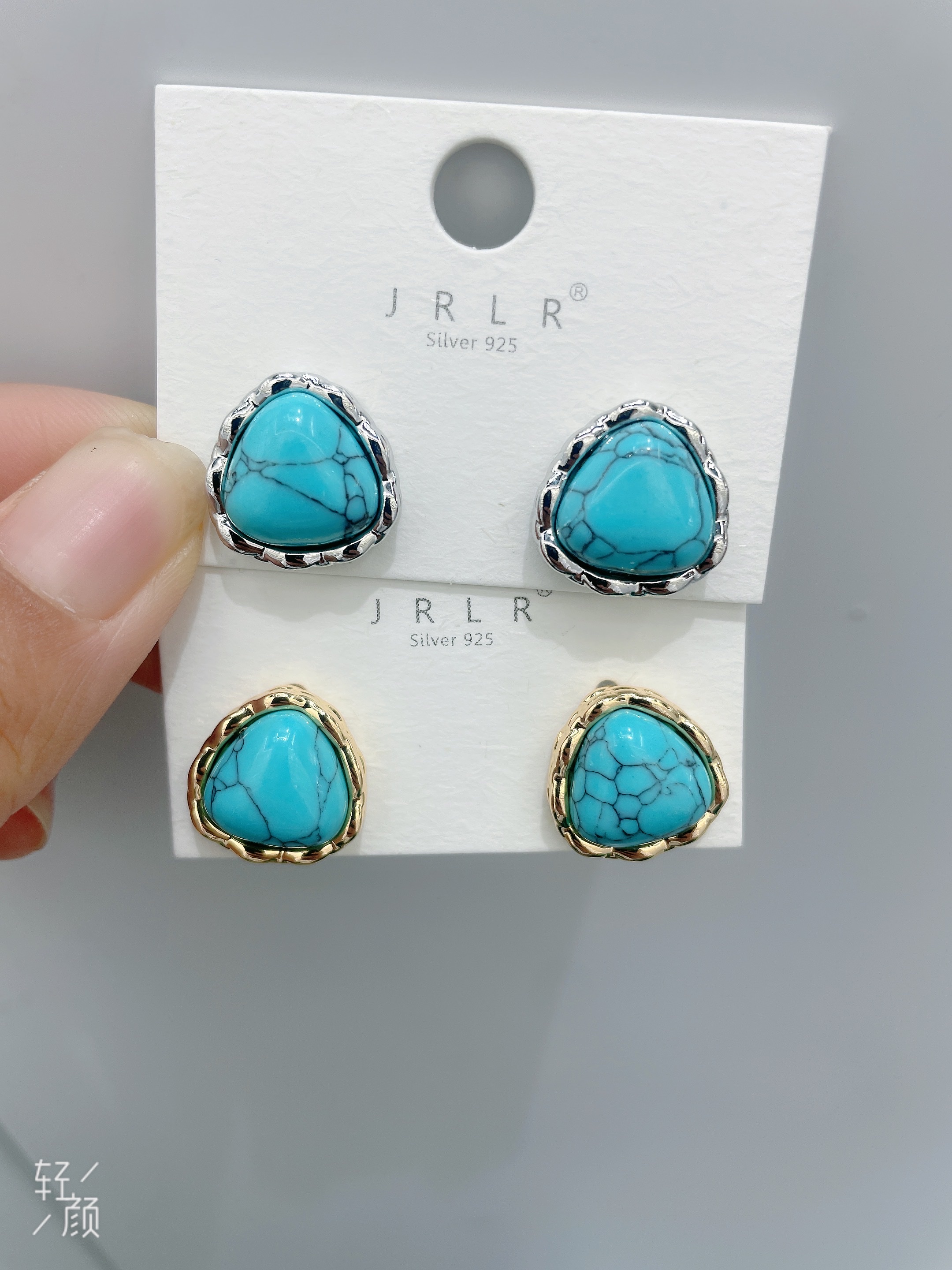 Today's beauty Korean version earrings, turquoise and stainless steel round earrings, tin earrings, accessories, earrings, simple and fashionable earrings, anti-allergy earrings, light luxury style accessories, tin earrings, tin earrings detail image 2