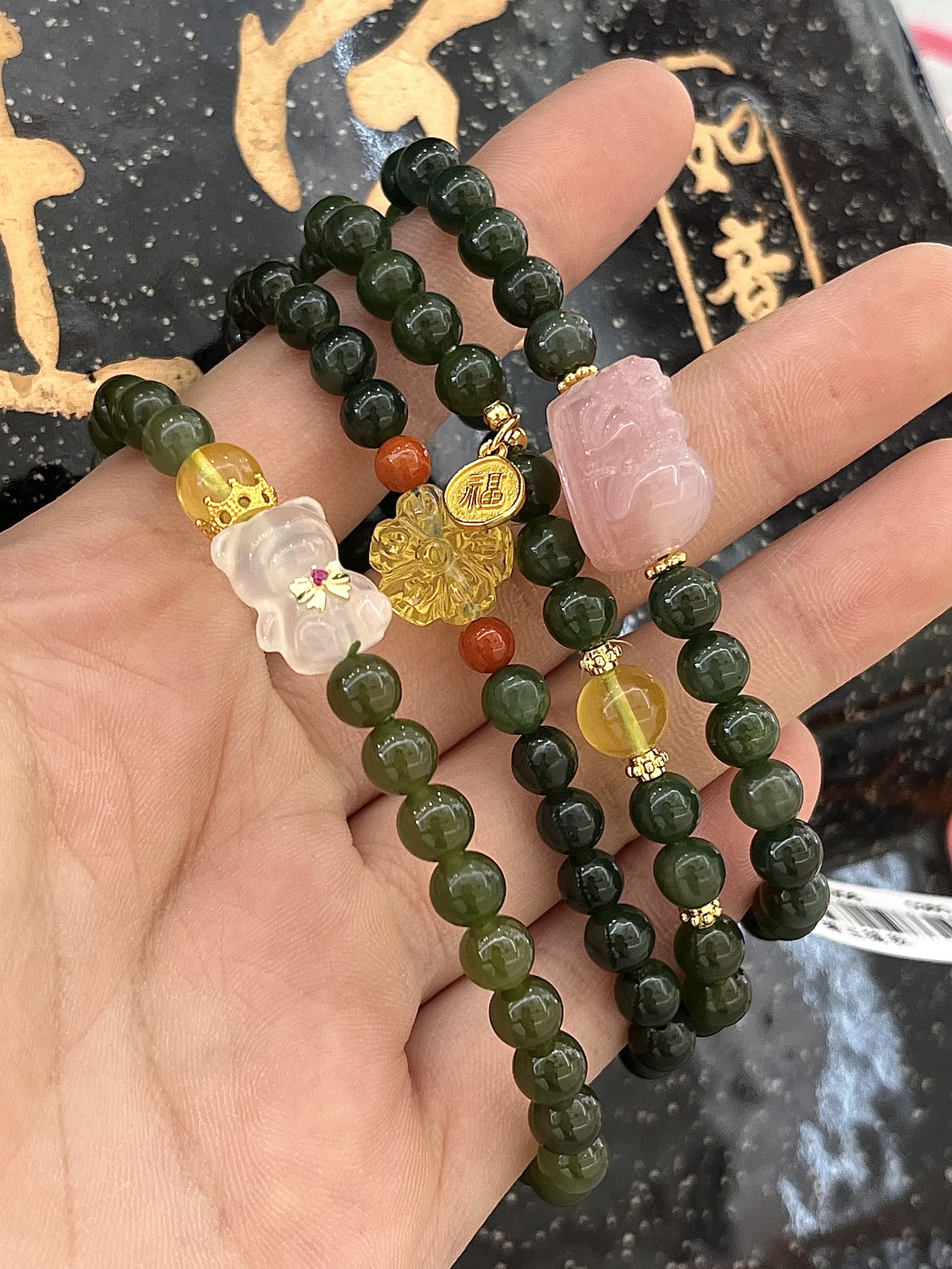 Exquisite jewelry bracelet, women's fashionable and trendy accessory, jade bracelet detail image 1